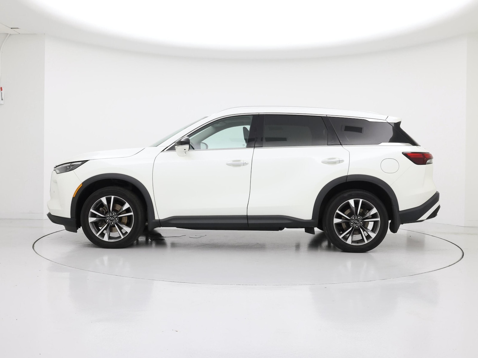 2023 INFINITI QX60 LUXE - Photo 4