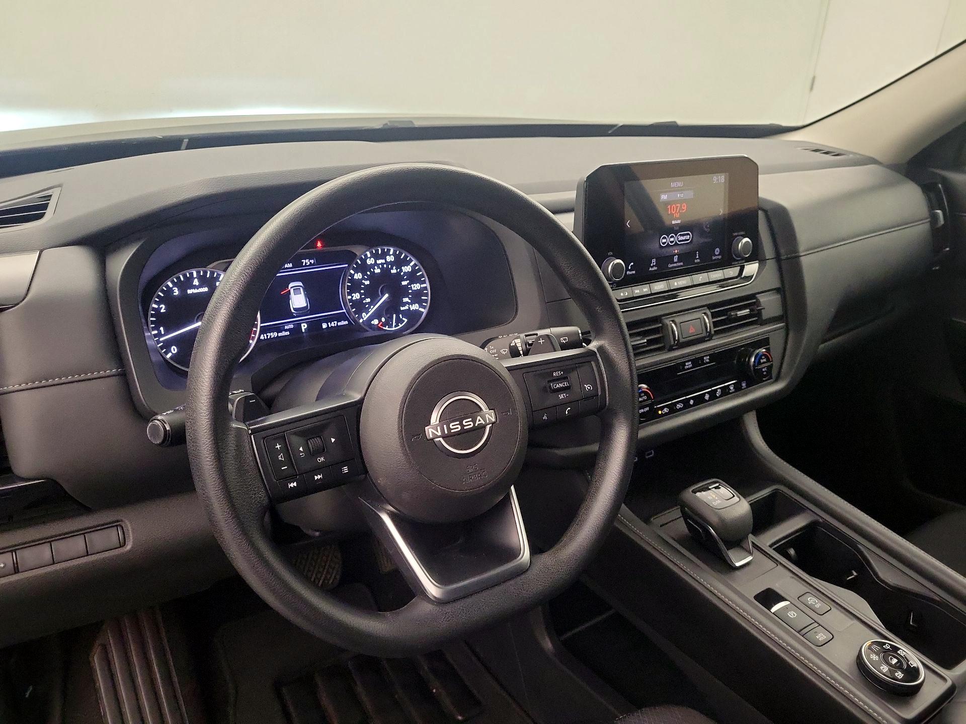 Thumbnail: 2024 Nissan Pathfinder - 9