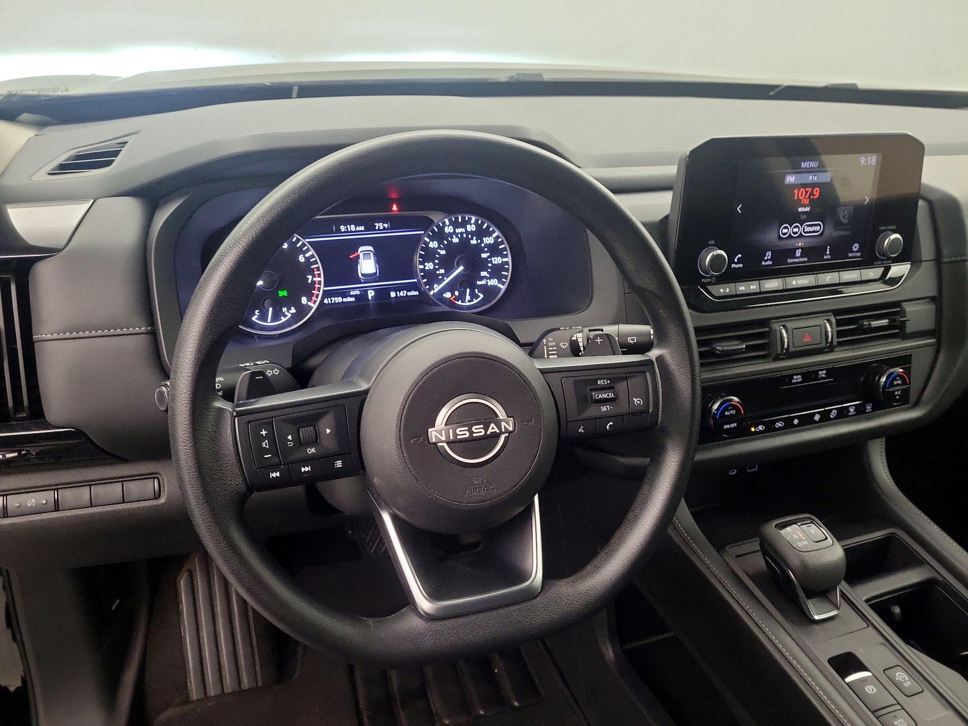 Thumbnail: 2024 Nissan Pathfinder - 10