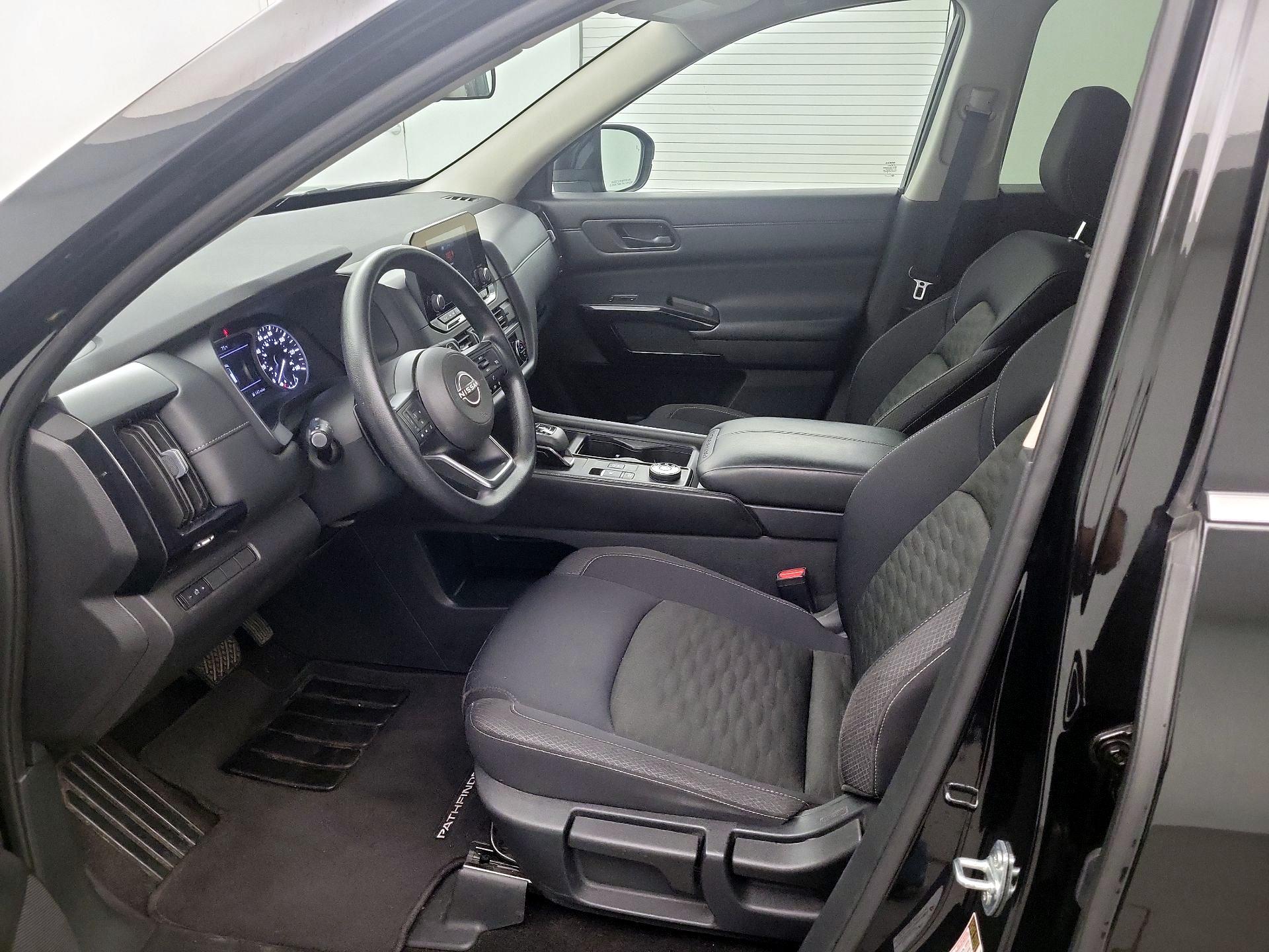 Thumbnail: 2024 Nissan Pathfinder - 11