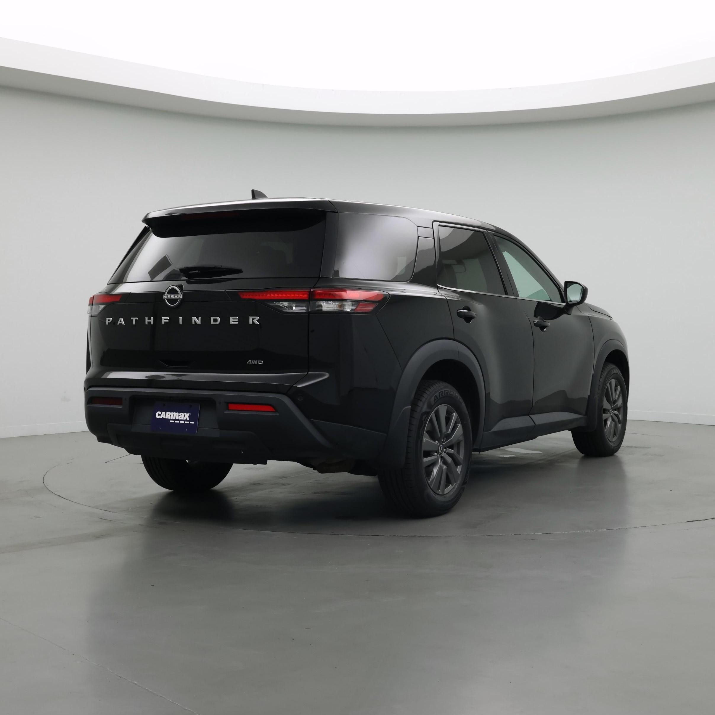 Thumbnail: 2024 Nissan Pathfinder - 8