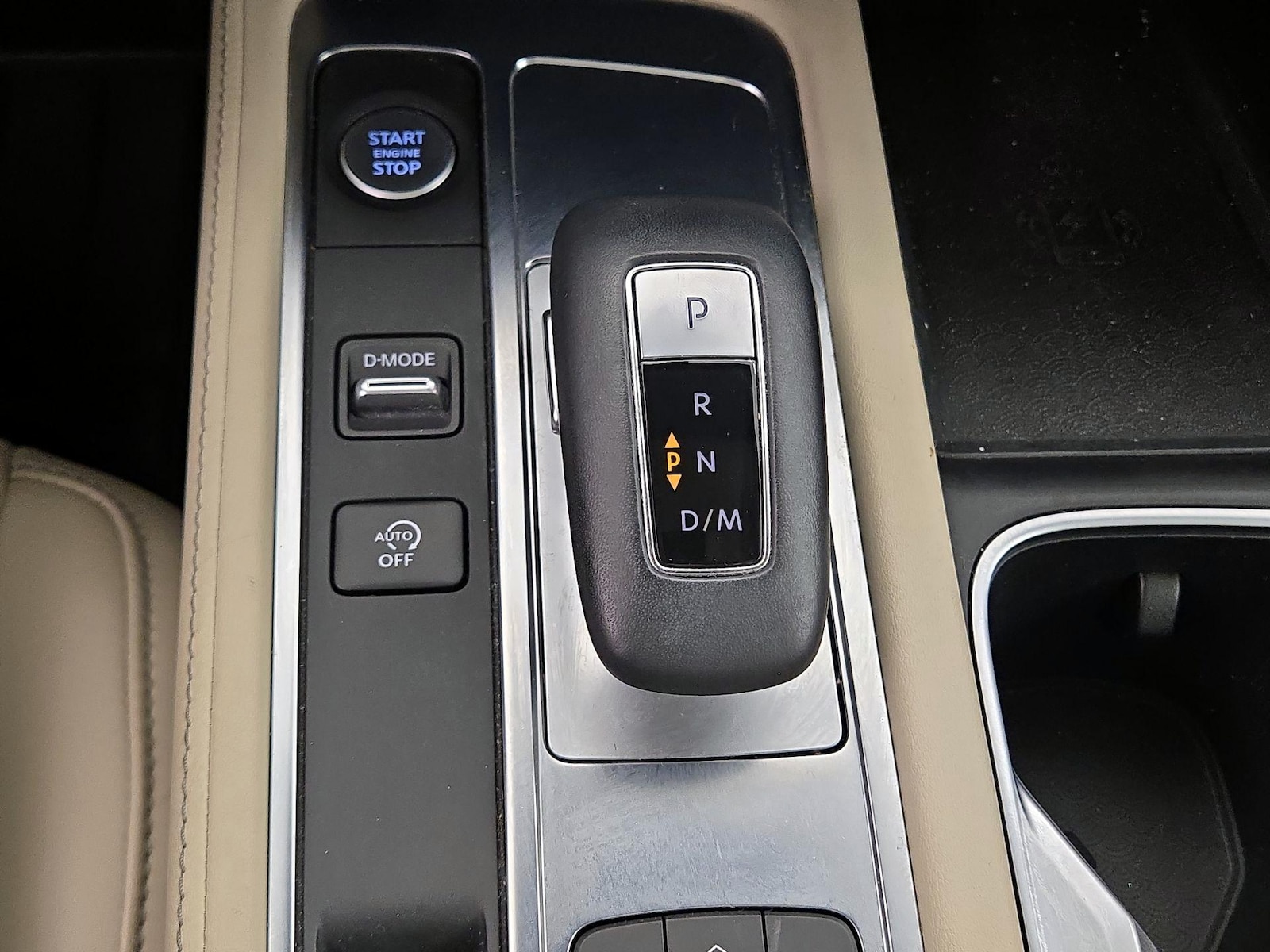 2023 INFINITI QX60 LUXE - Photo 19