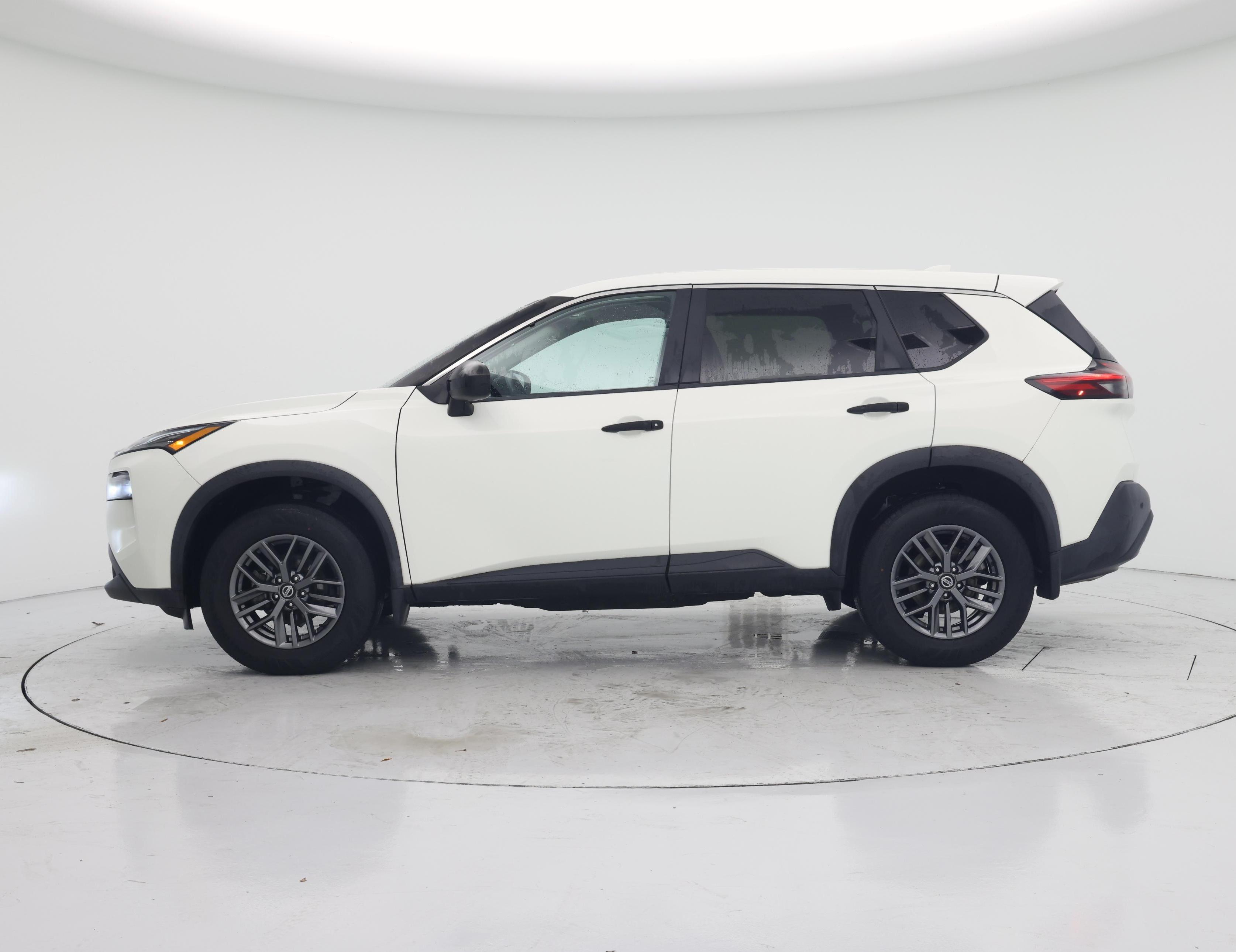 Thumbnail: 2021 Nissan Rogue - 3