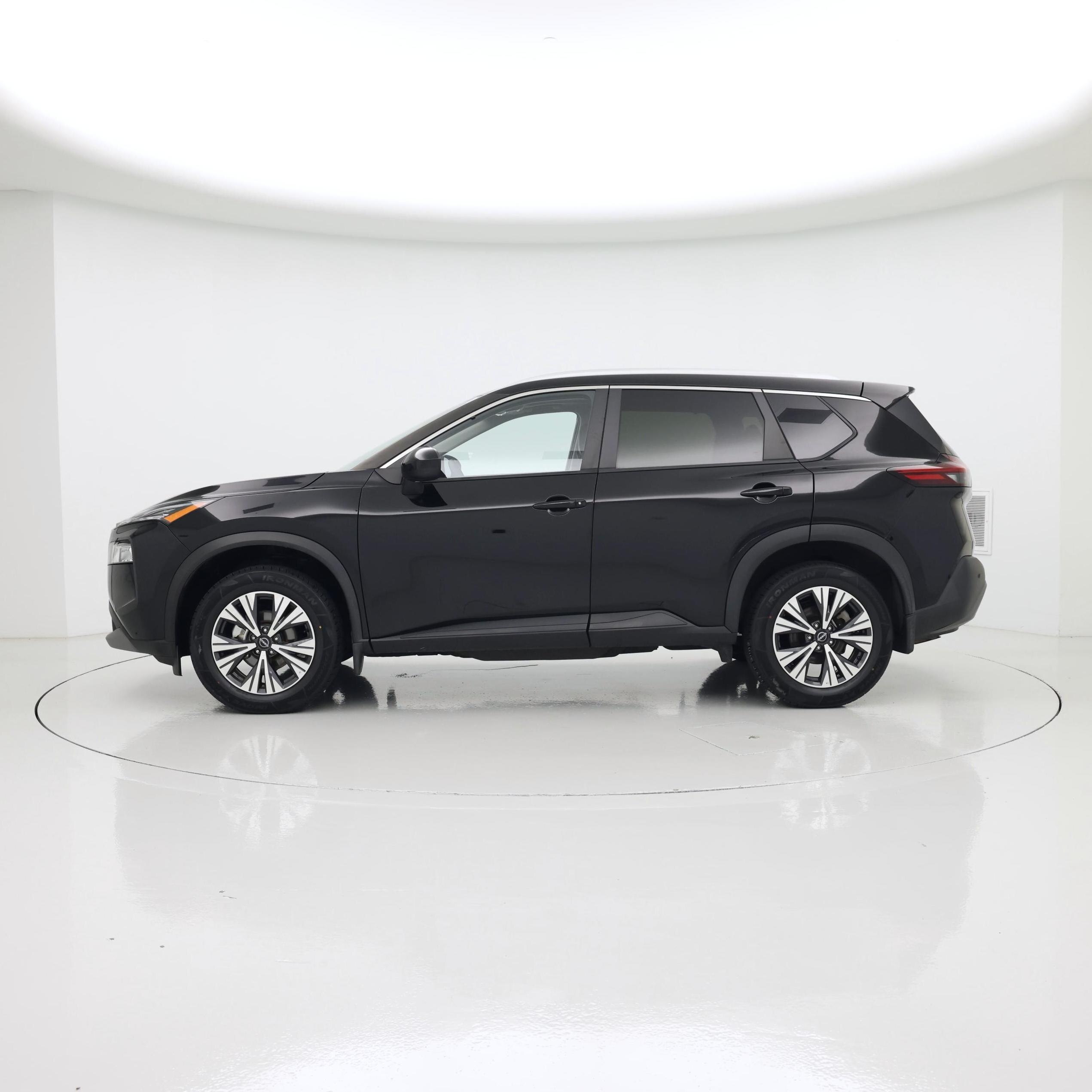 Thumbnail: 2023 Nissan Rogue - 3