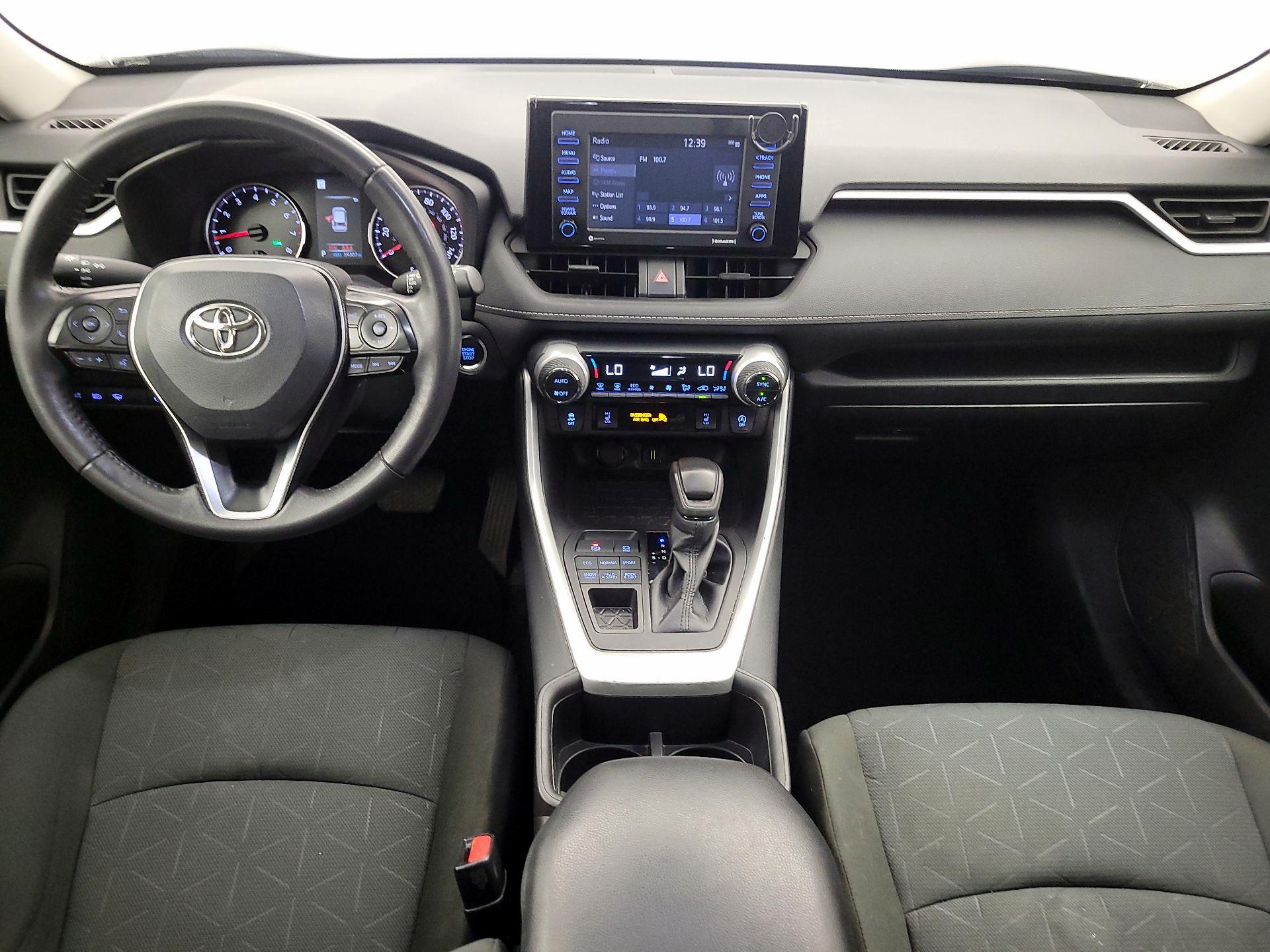 Thumbnail: 2022 Toyota RAV4 - 9