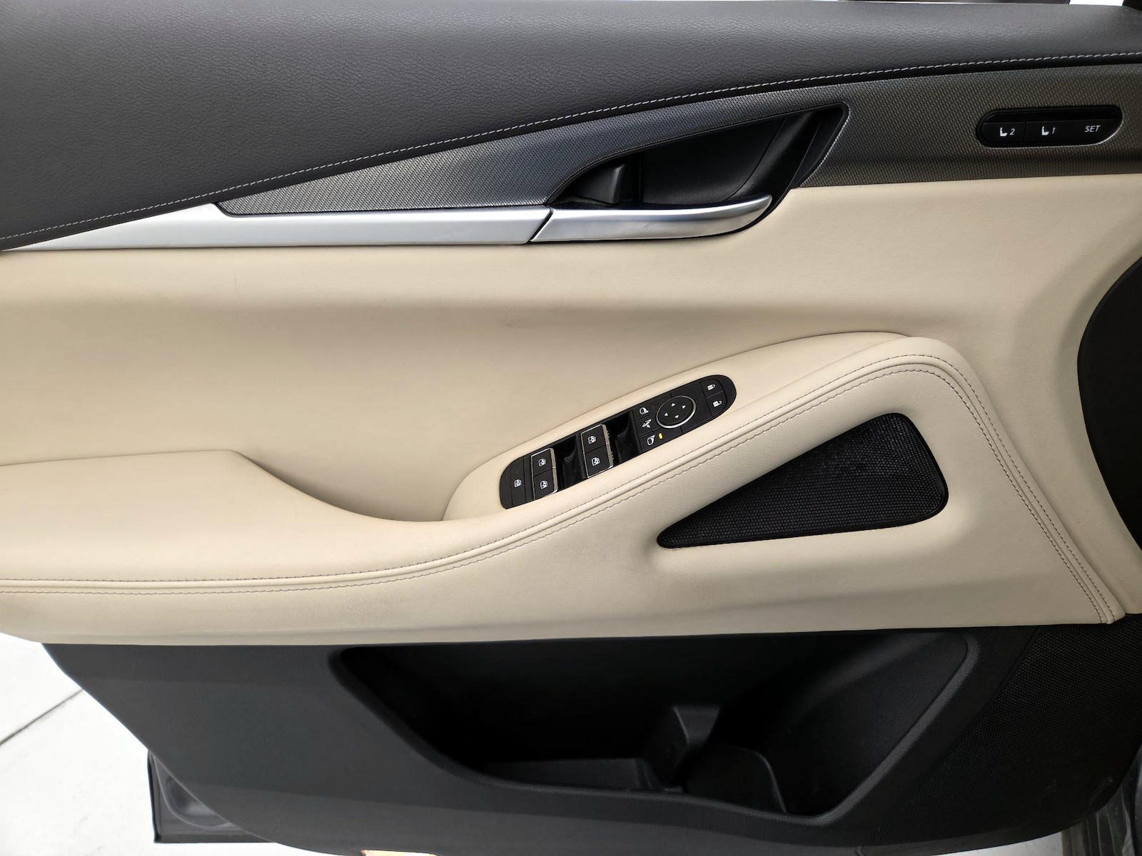 2023 INFINITI QX60 LUXE - Photo 13