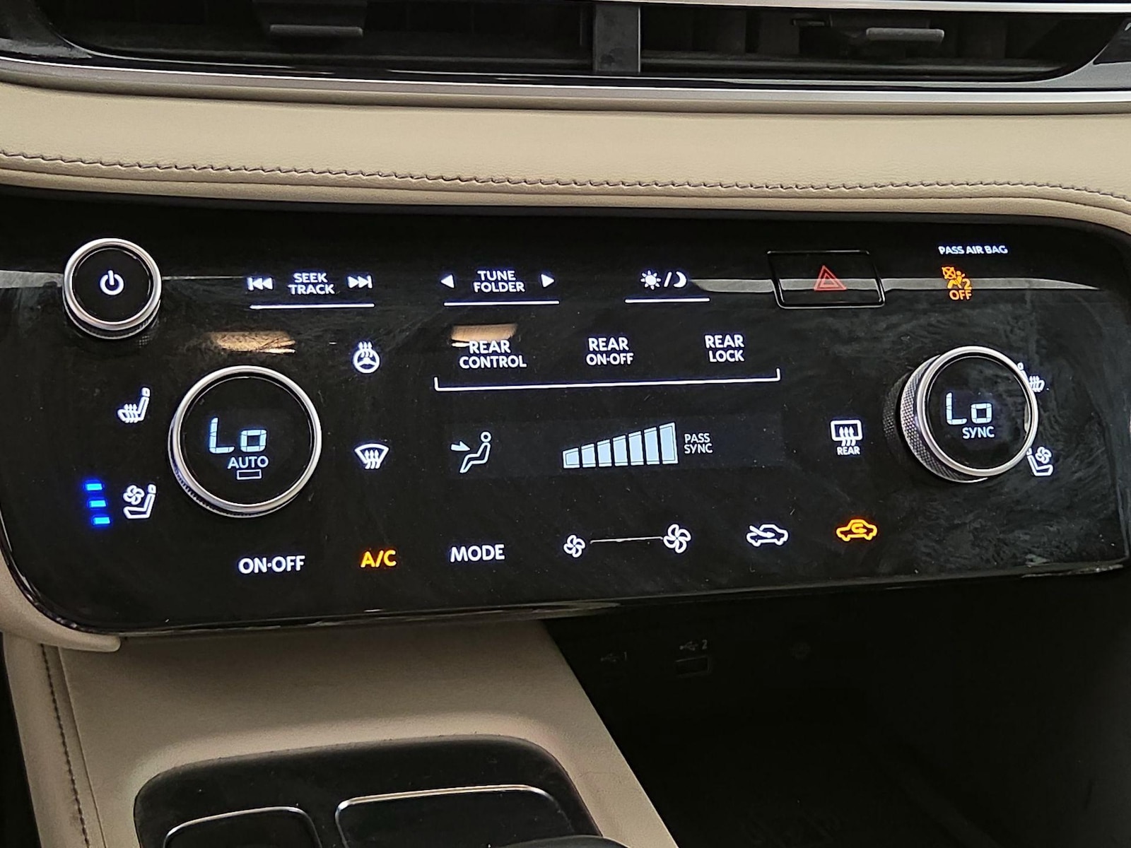 2023 INFINITI QX60 LUXE - Photo 18