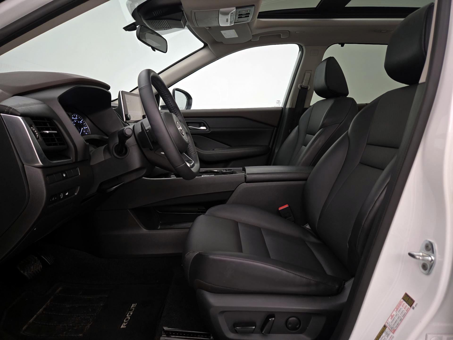 Thumbnail: 2023 Nissan Rogue - 11