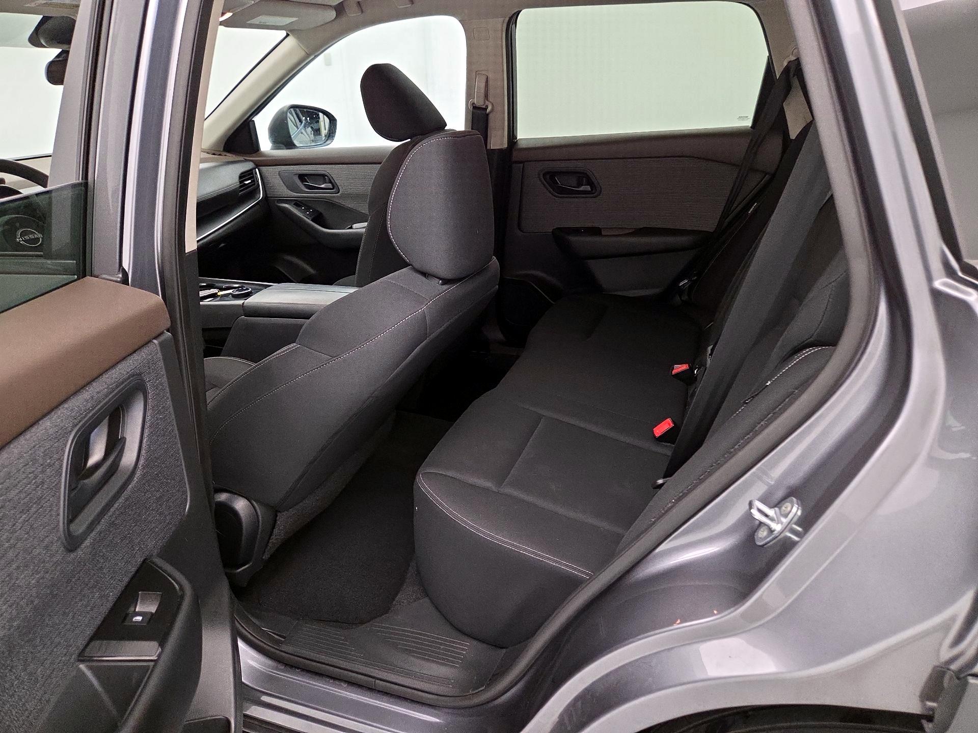Thumbnail: 2023 Nissan Rogue - 19