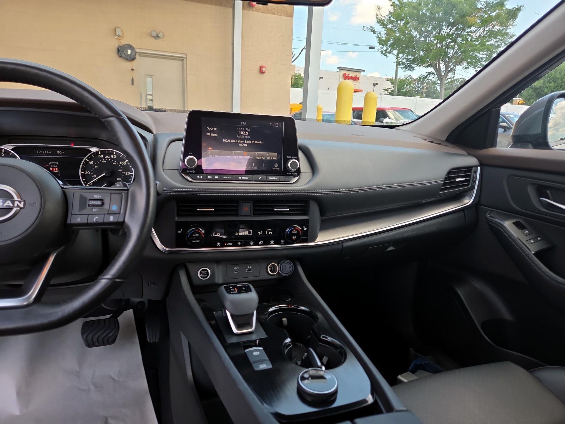 Thumbnail: 2023 Nissan Rogue - 9