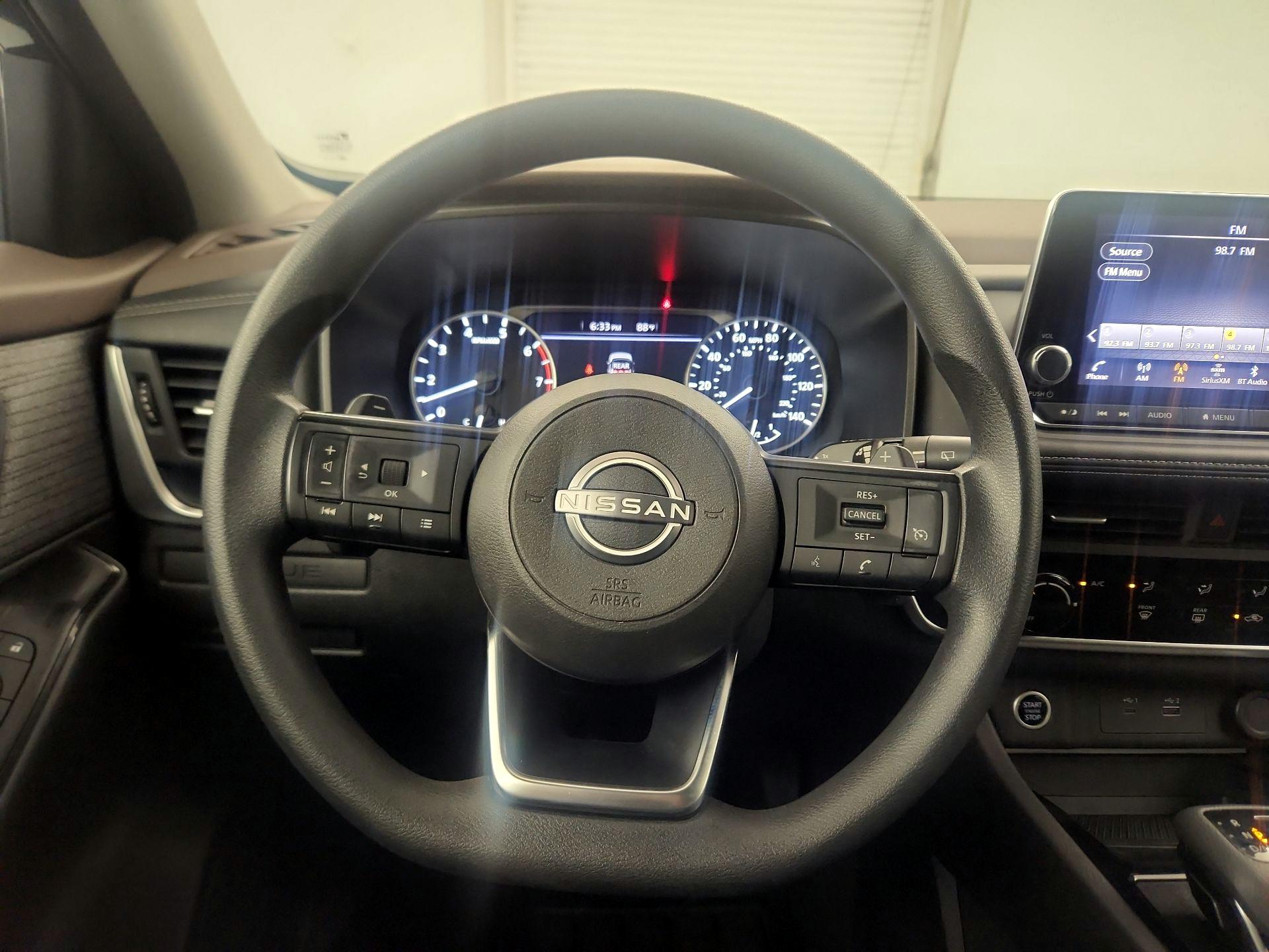 Thumbnail: 2023 Nissan Rogue - 10