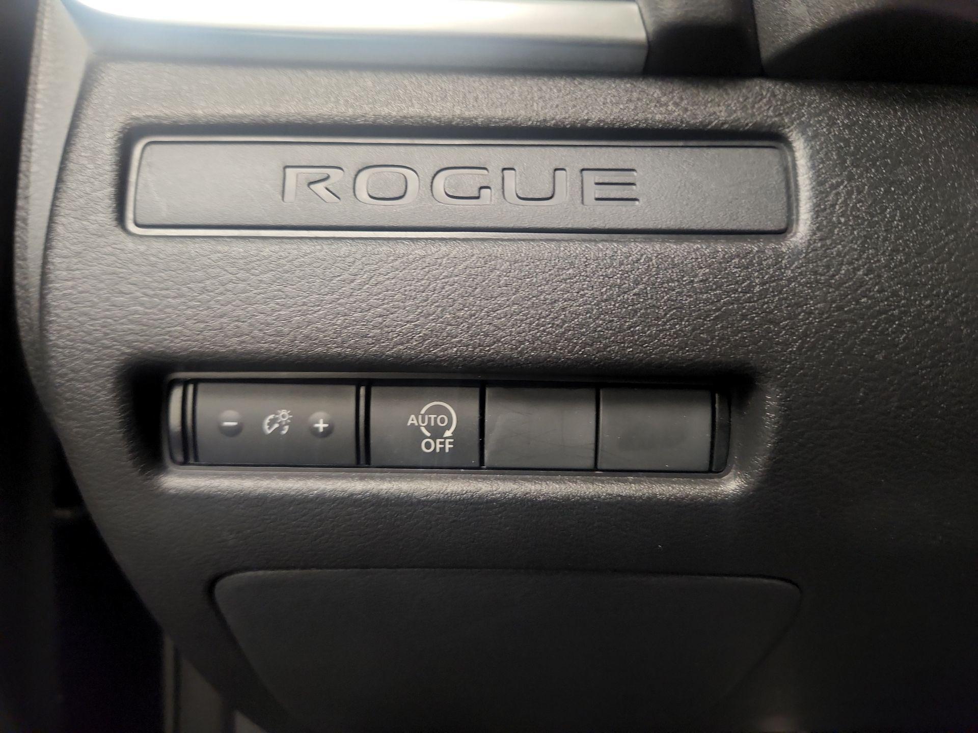 Thumbnail: 2023 Nissan Rogue - 13