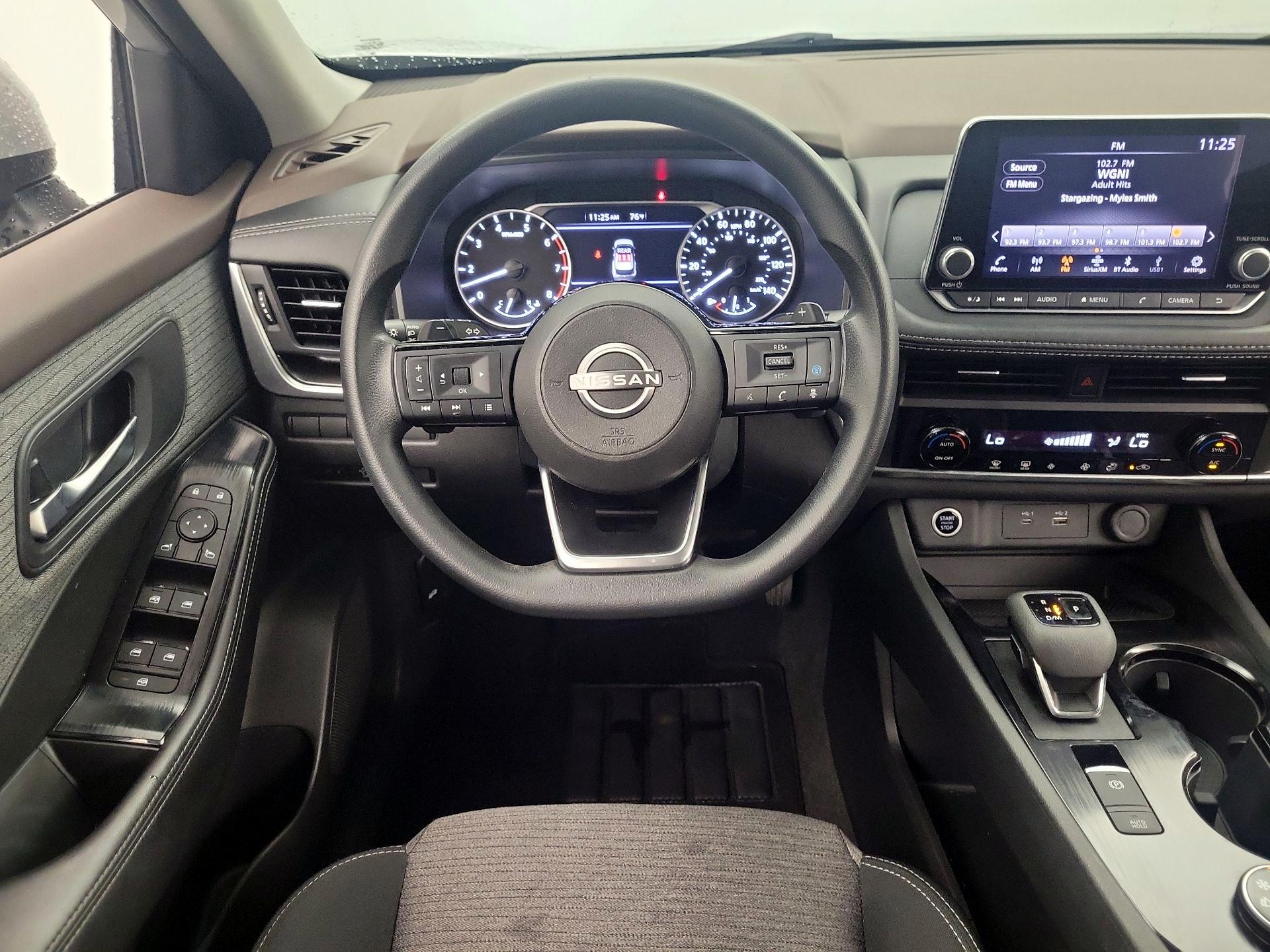 Thumbnail: 2023 Nissan Rogue - 10