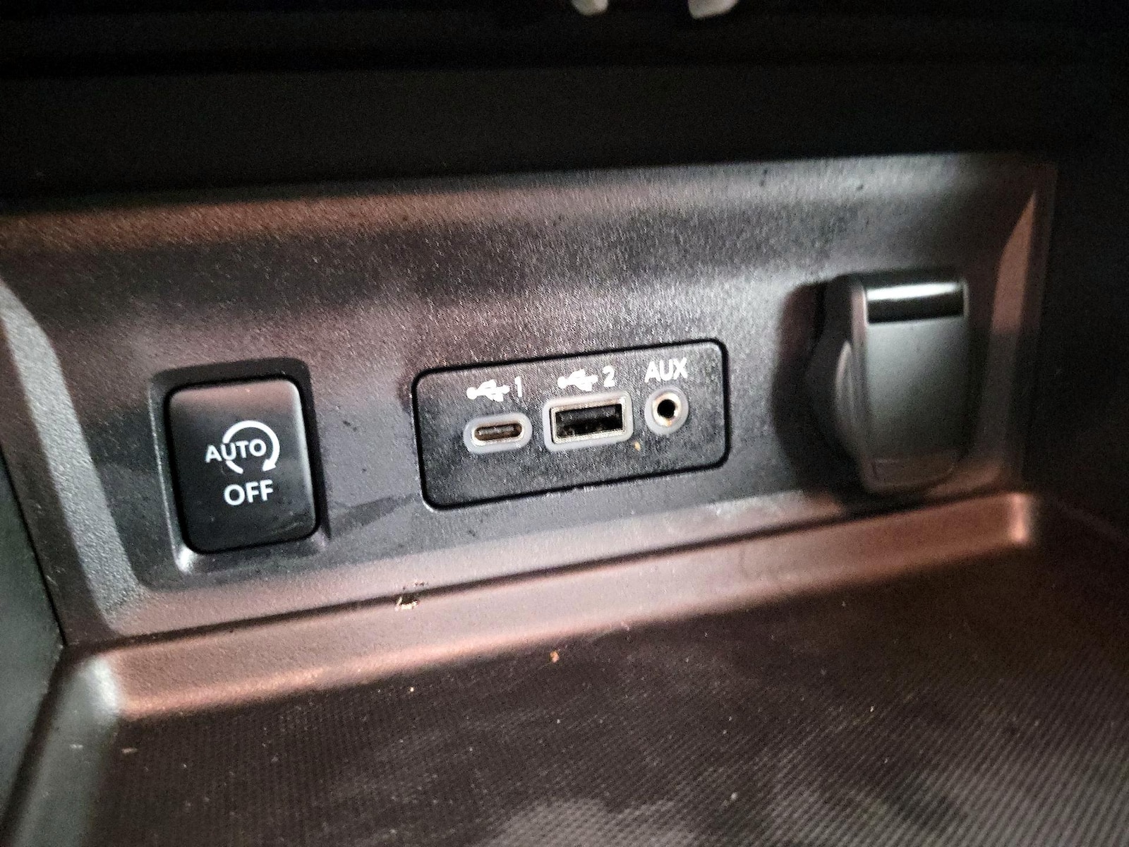 2024 Nissan Sentra SR - Photo 19
