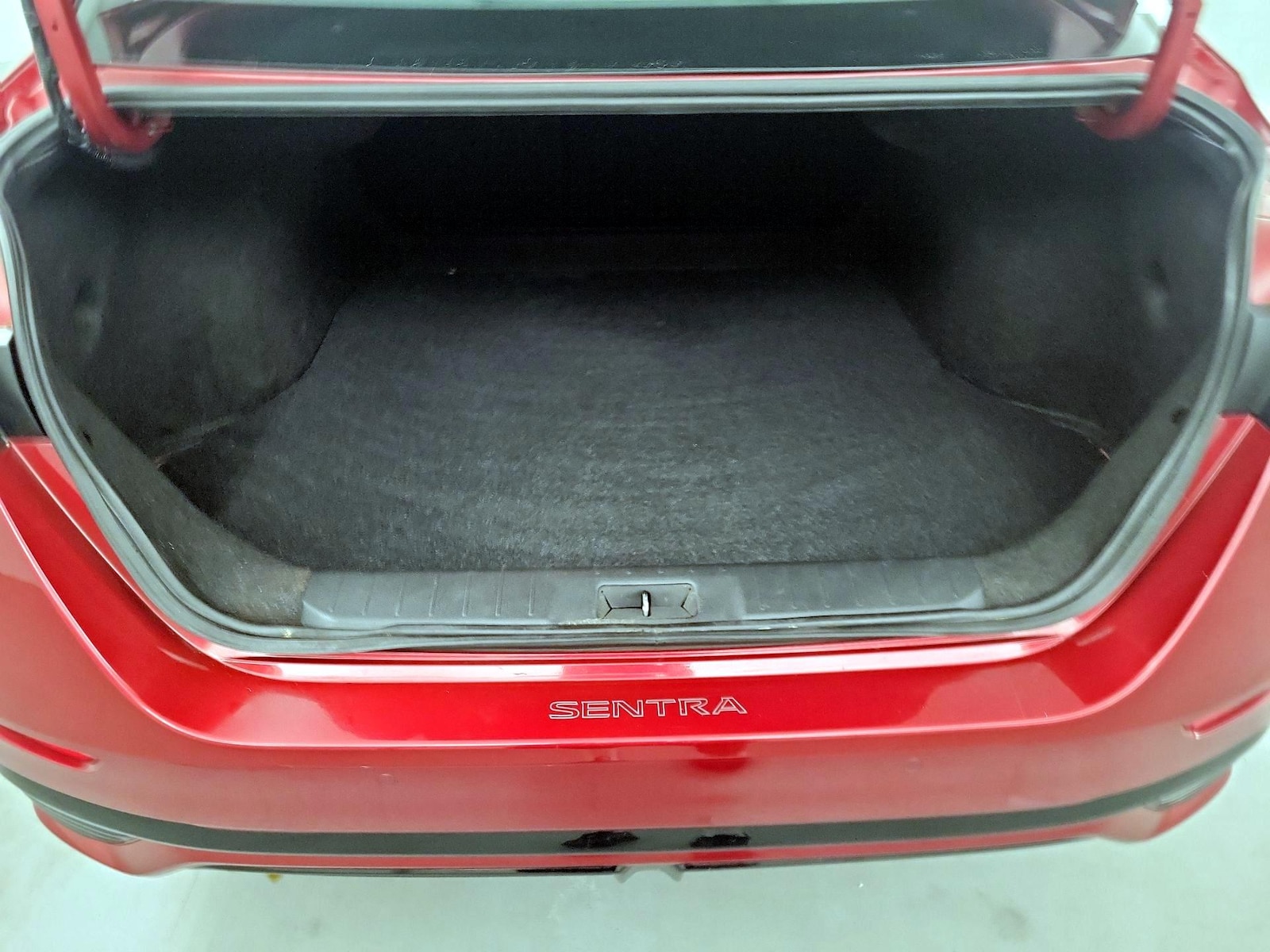 2024 Nissan Sentra SR - Photo 21