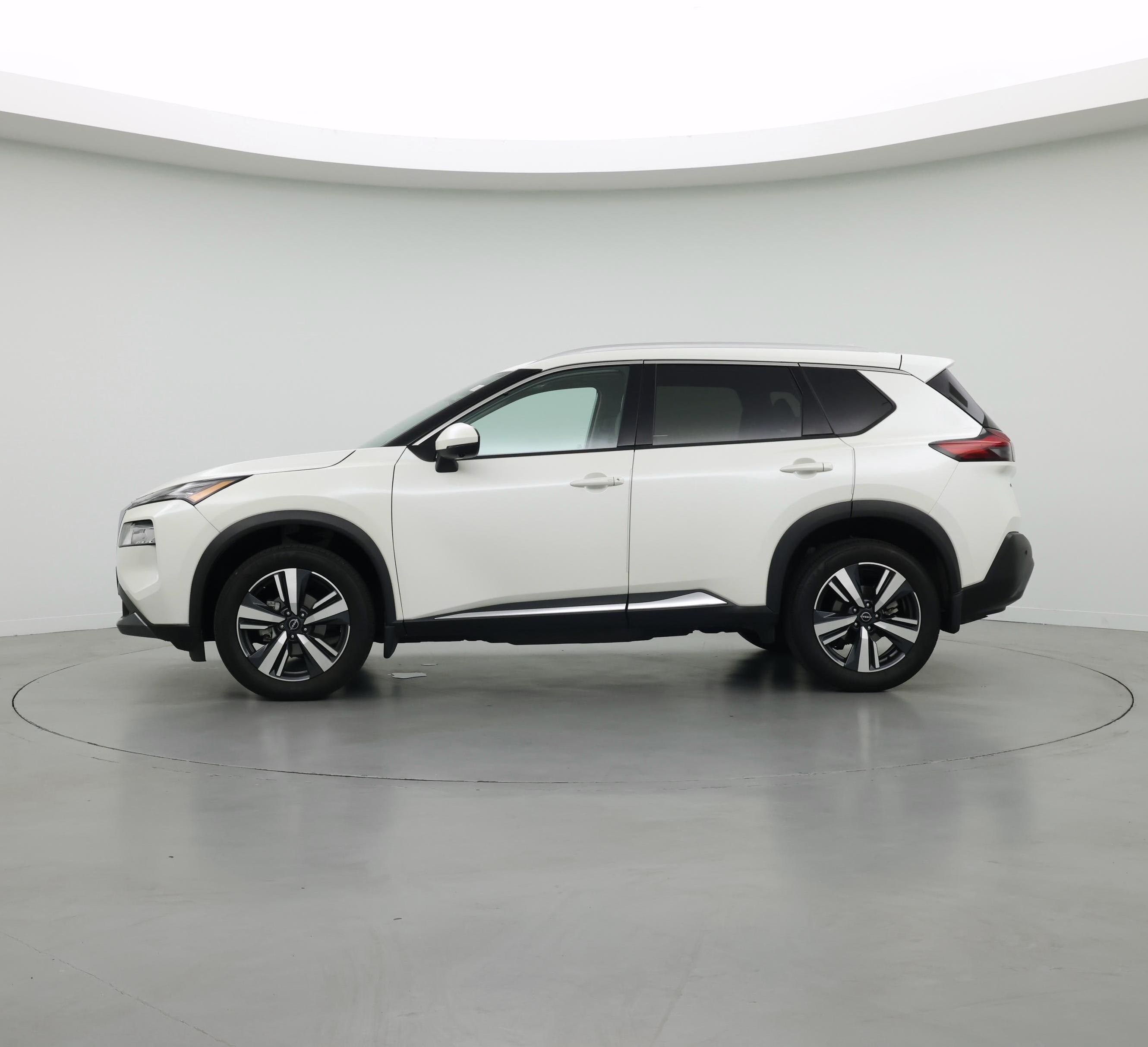 Thumbnail: 2023 Nissan Rogue - 3