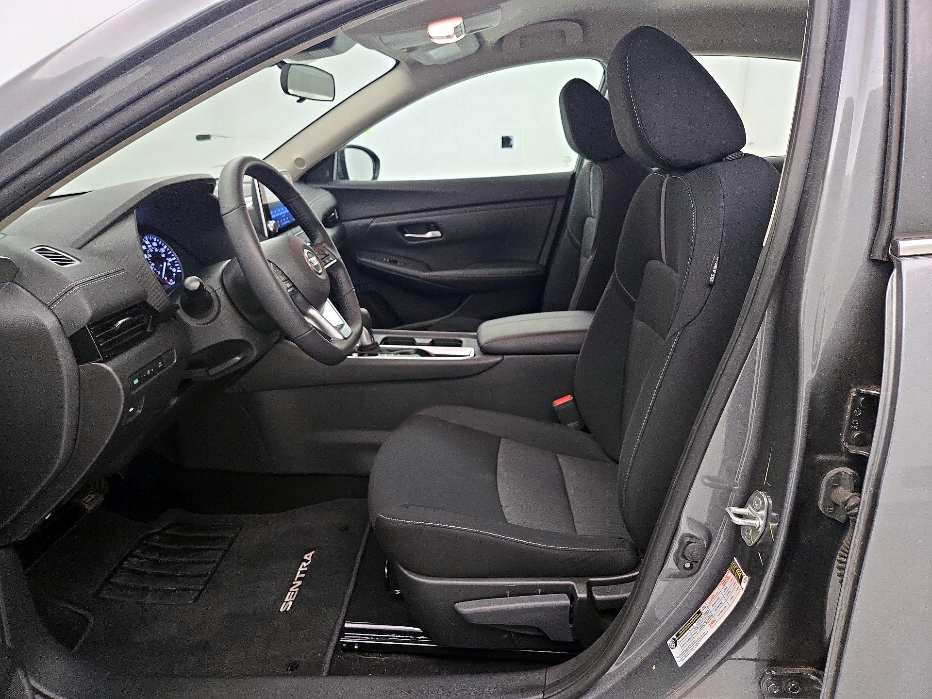 Thumbnail: 2023 Nissan Sentra - 11