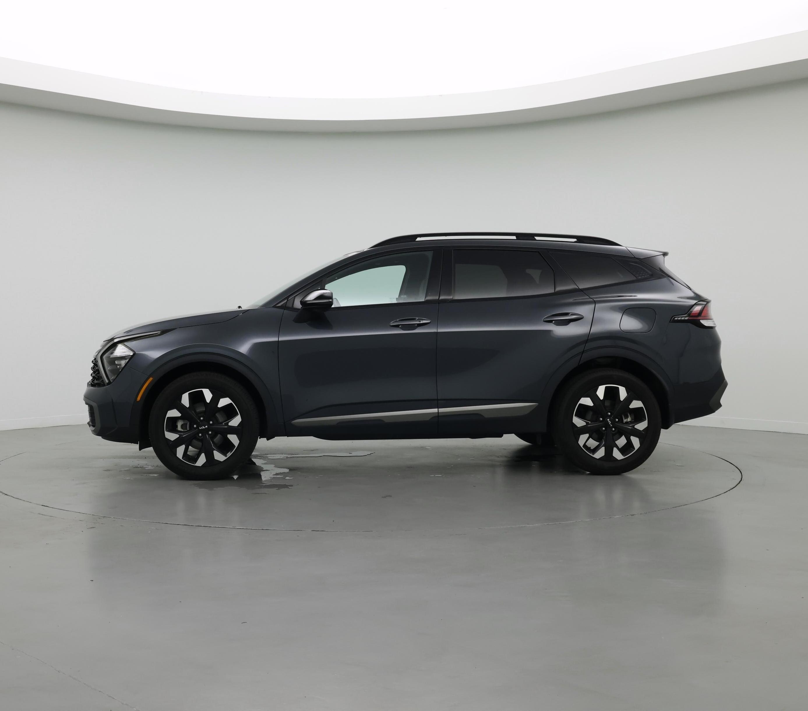 Thumbnail: 2023 Kia Sportage - 3