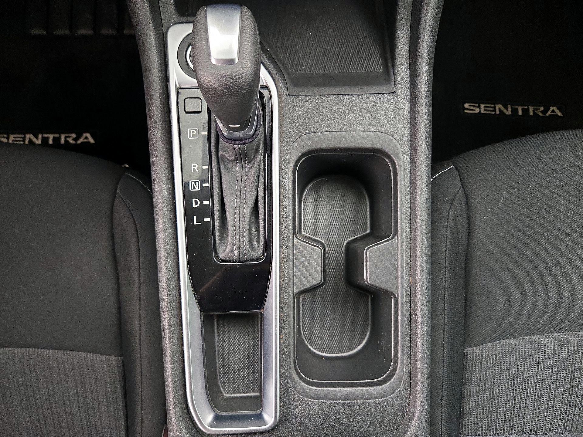 Thumbnail: 2023 Nissan Sentra - 17