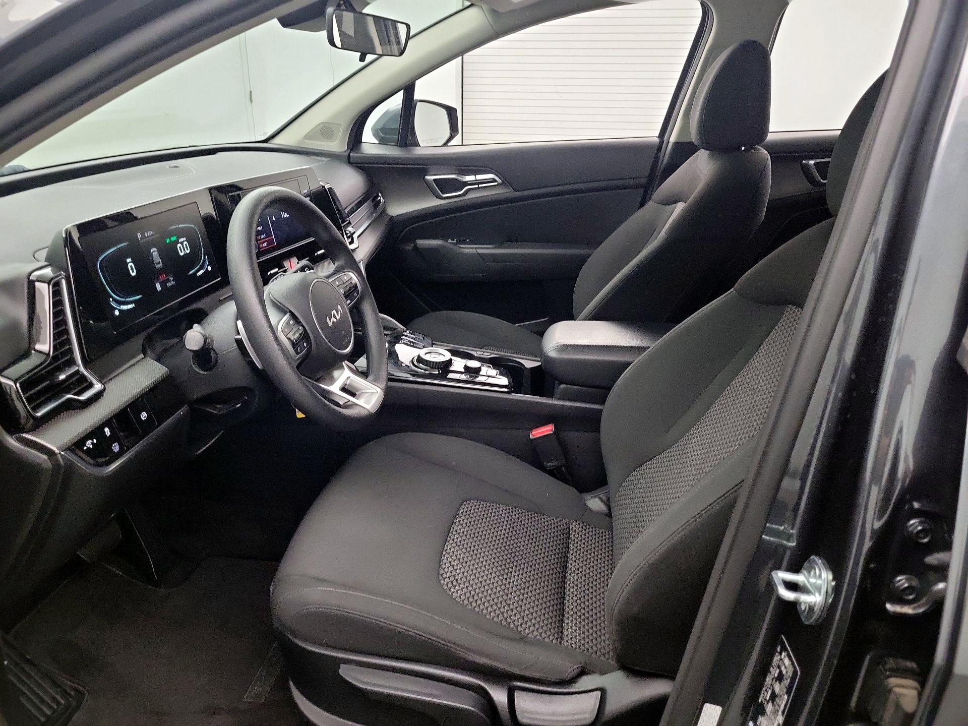 Thumbnail: 2023 Kia Sportage - 11