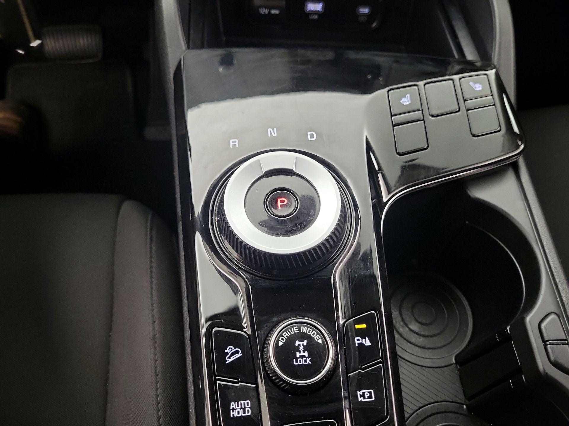 Thumbnail: 2023 Kia Sportage - 17