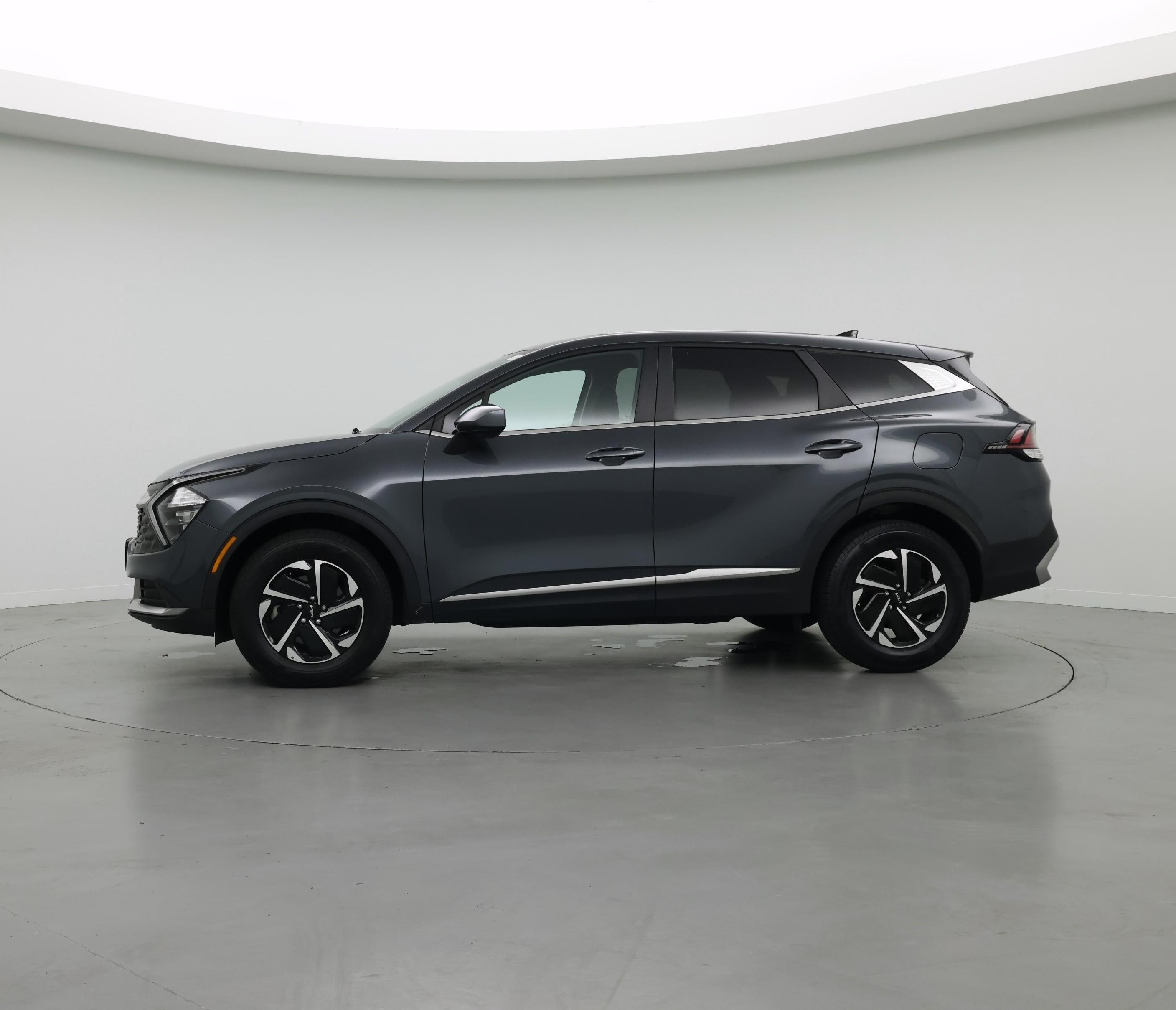 Thumbnail: 2023 Kia Sportage - 3