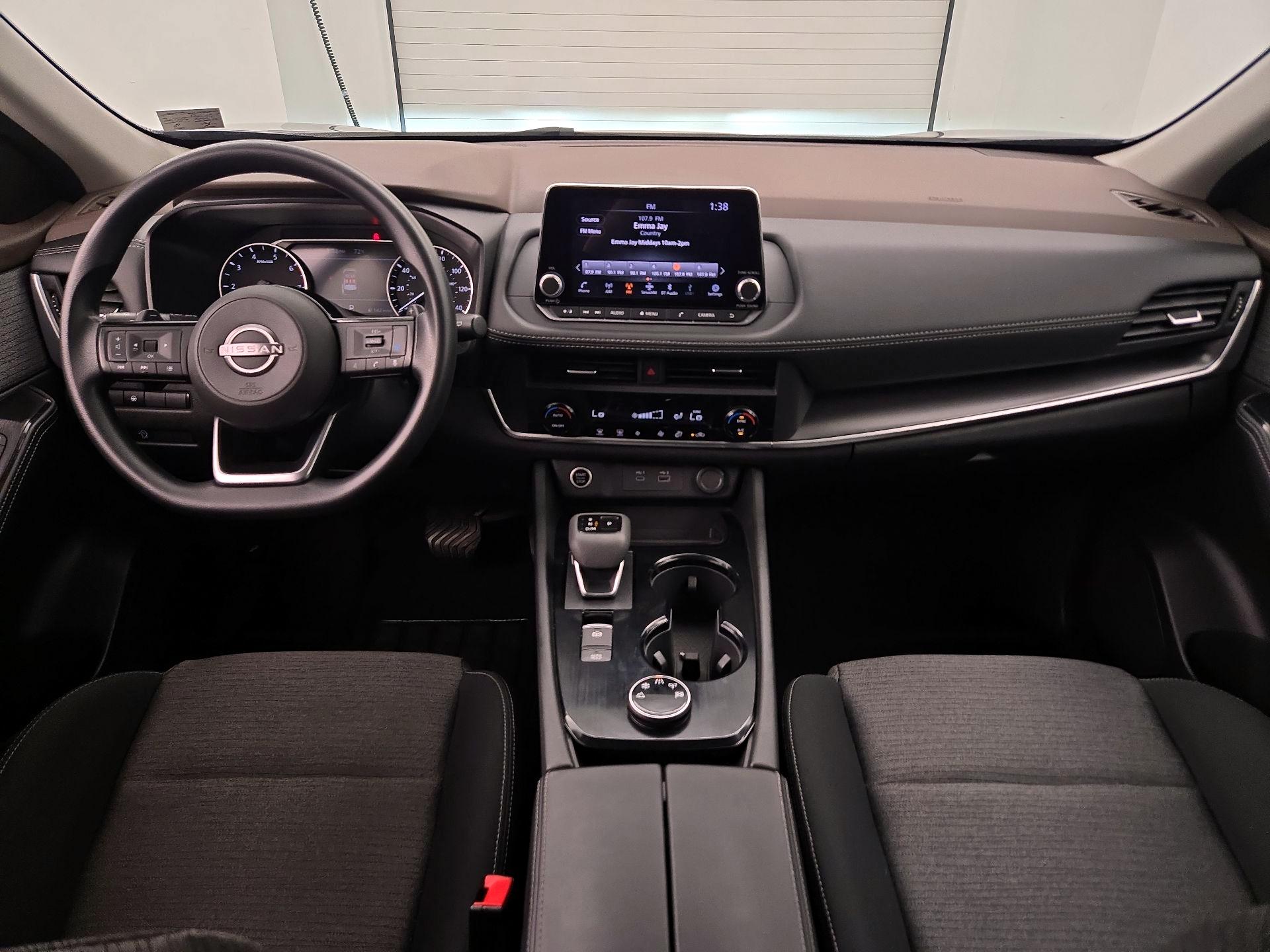 Thumbnail: 2023 Nissan Rogue - 9