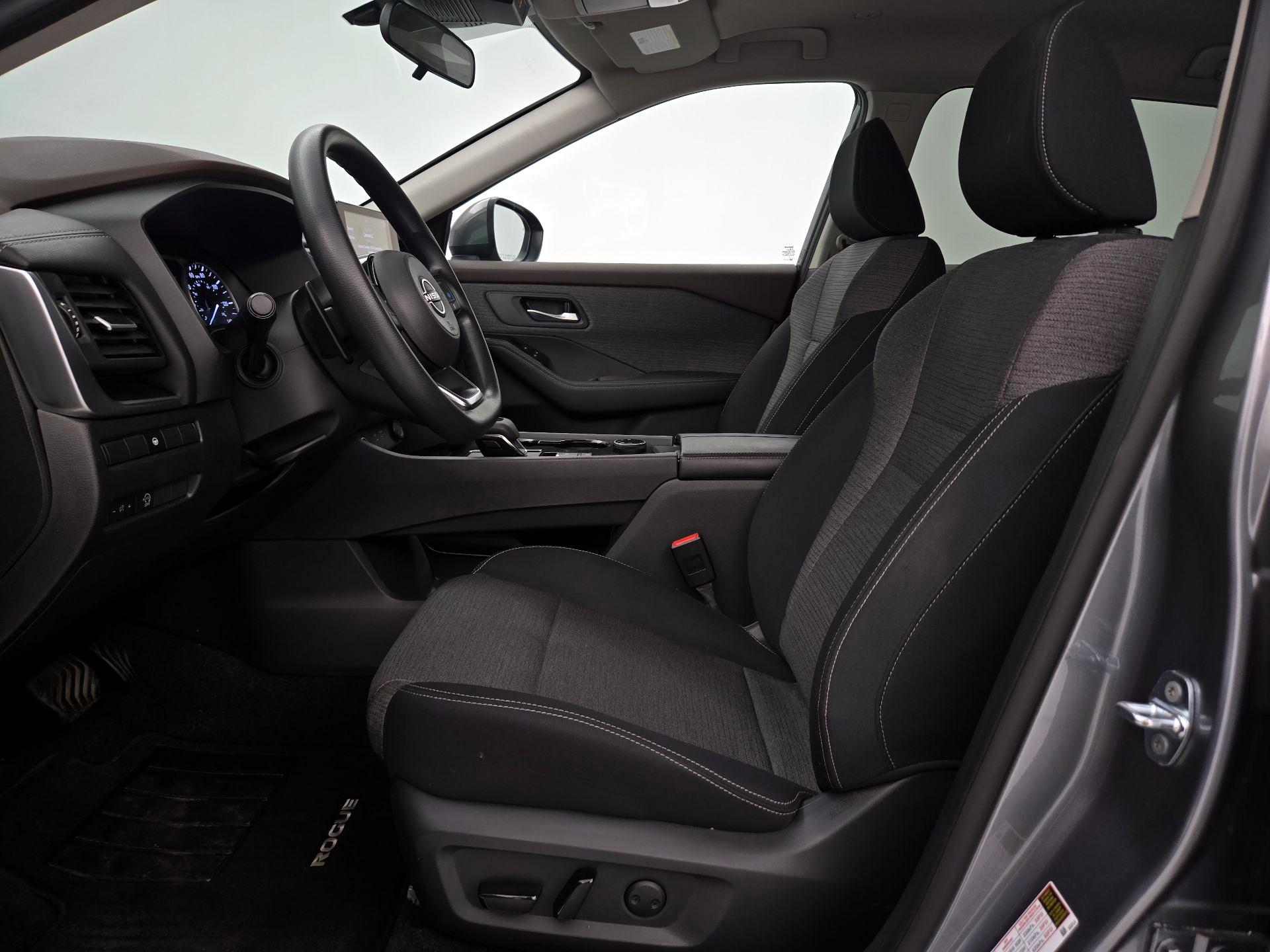 Thumbnail: 2023 Nissan Rogue - 11