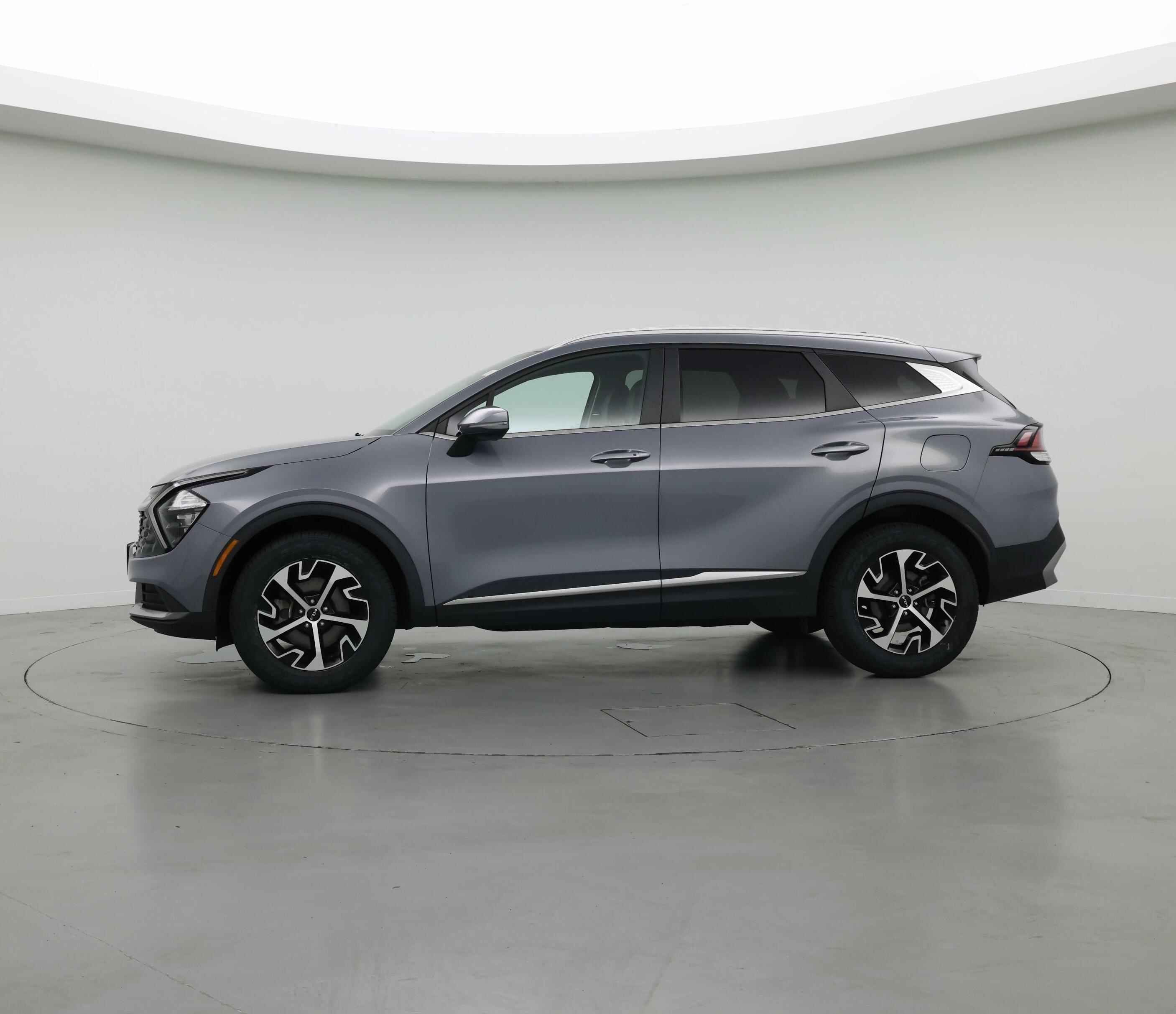 Thumbnail: 2023 Kia Sportage - 3