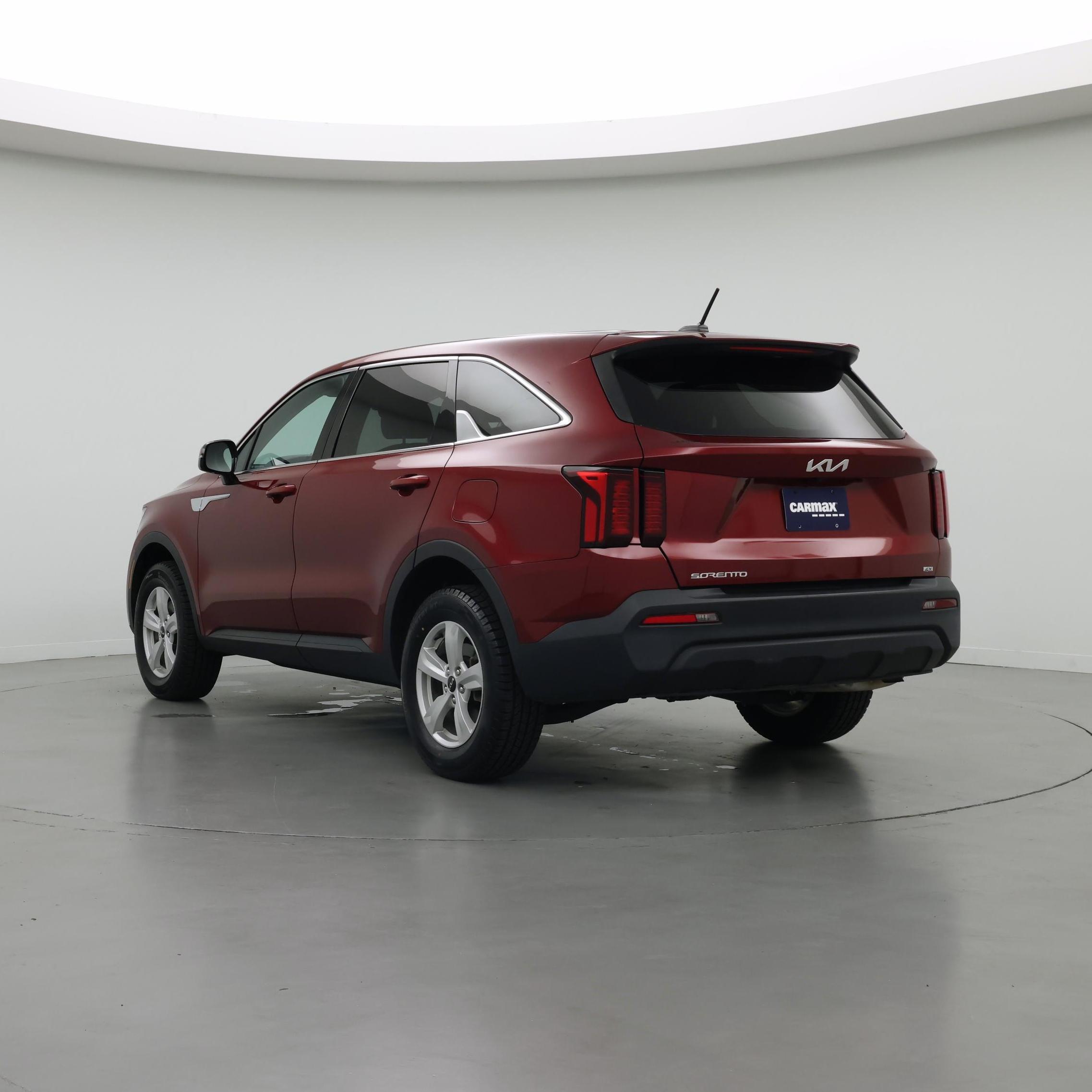 Thumbnail: 2023 Kia Sorento - 2