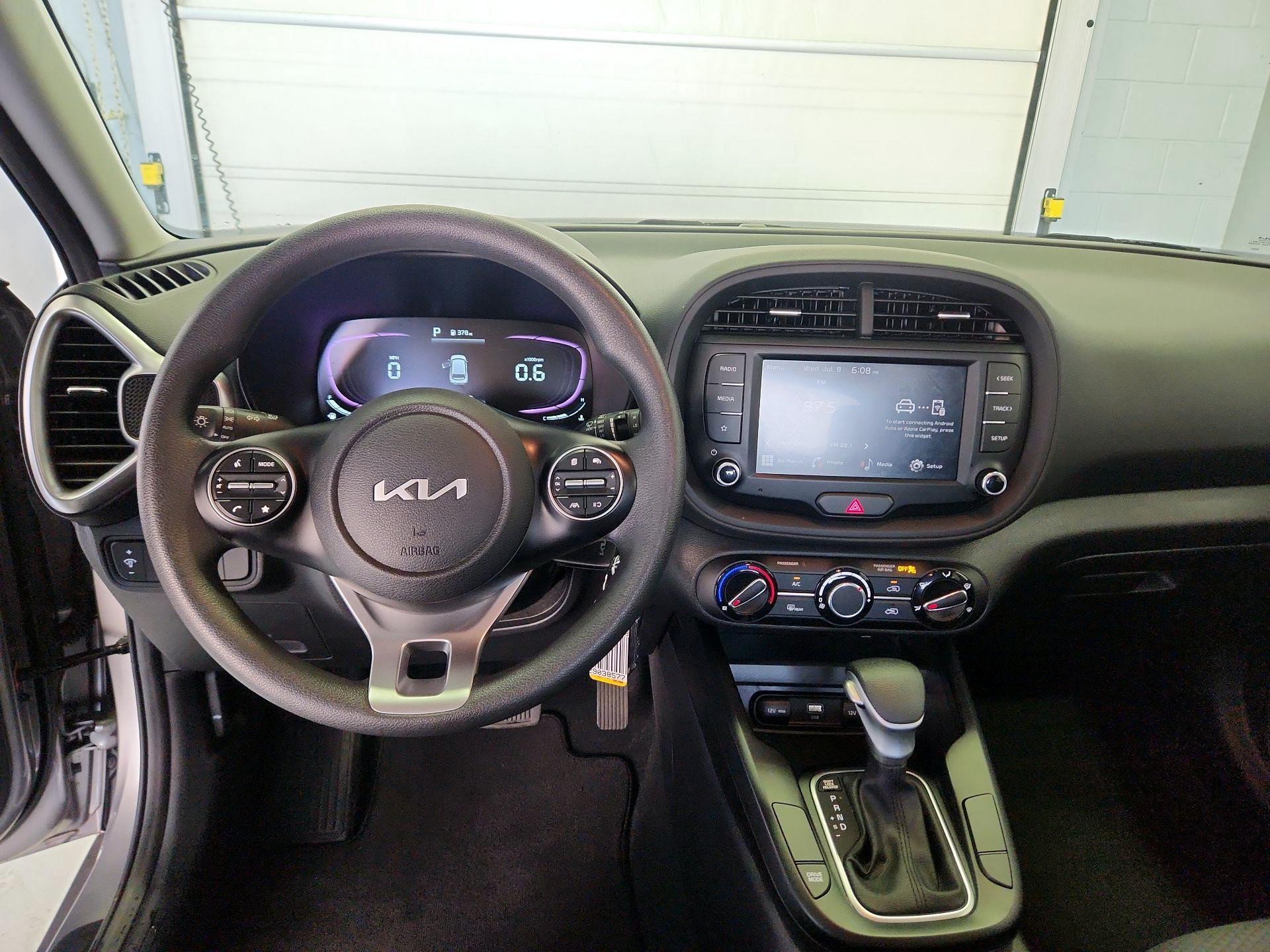 Thumbnail: 2023 Kia Soul - 9