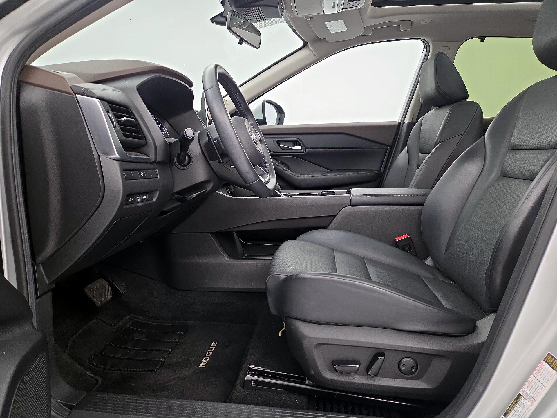 Thumbnail: 2023 Nissan Rogue - 11