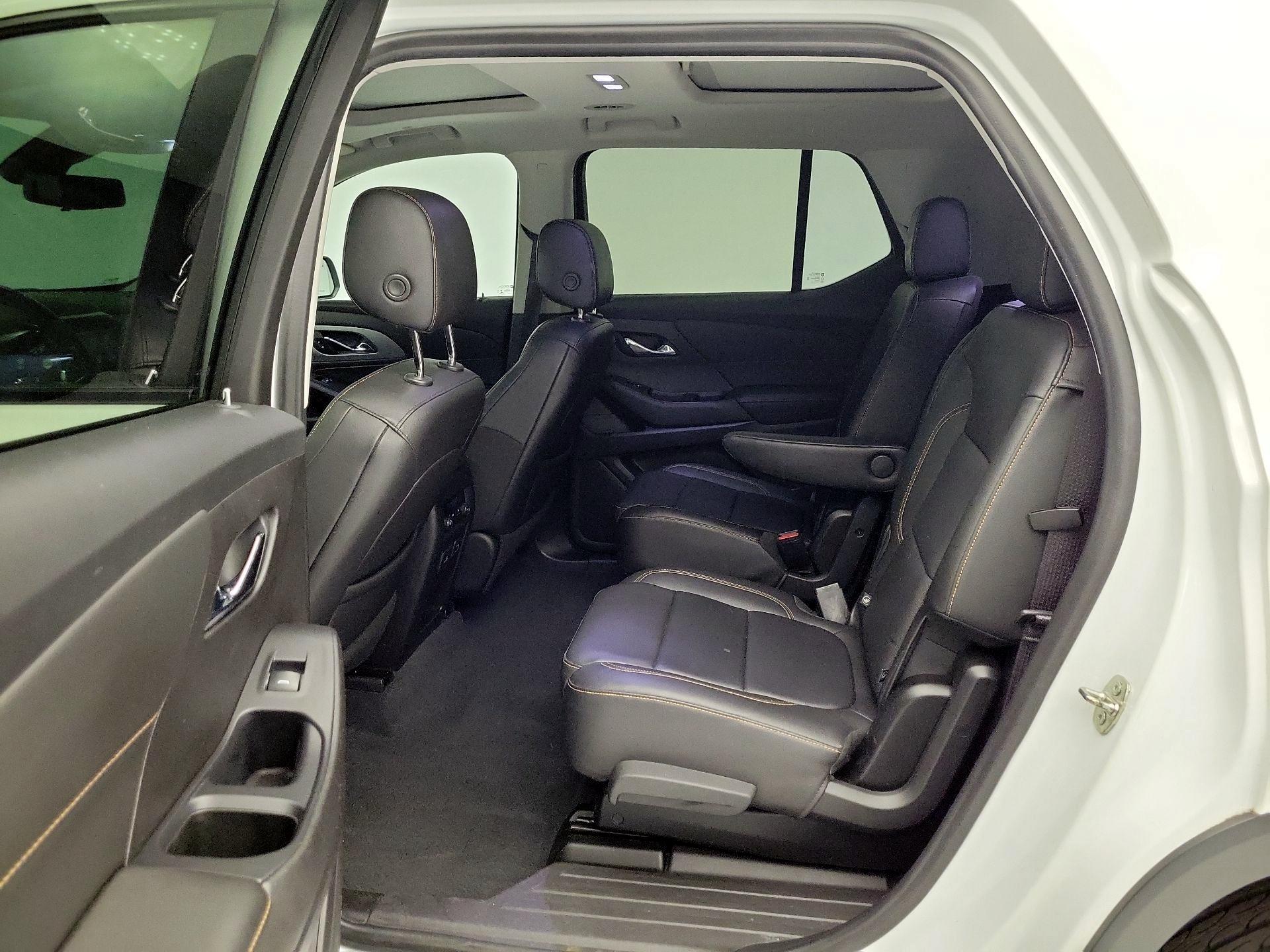 Thumbnail: 2021 Chevrolet Traverse - 20