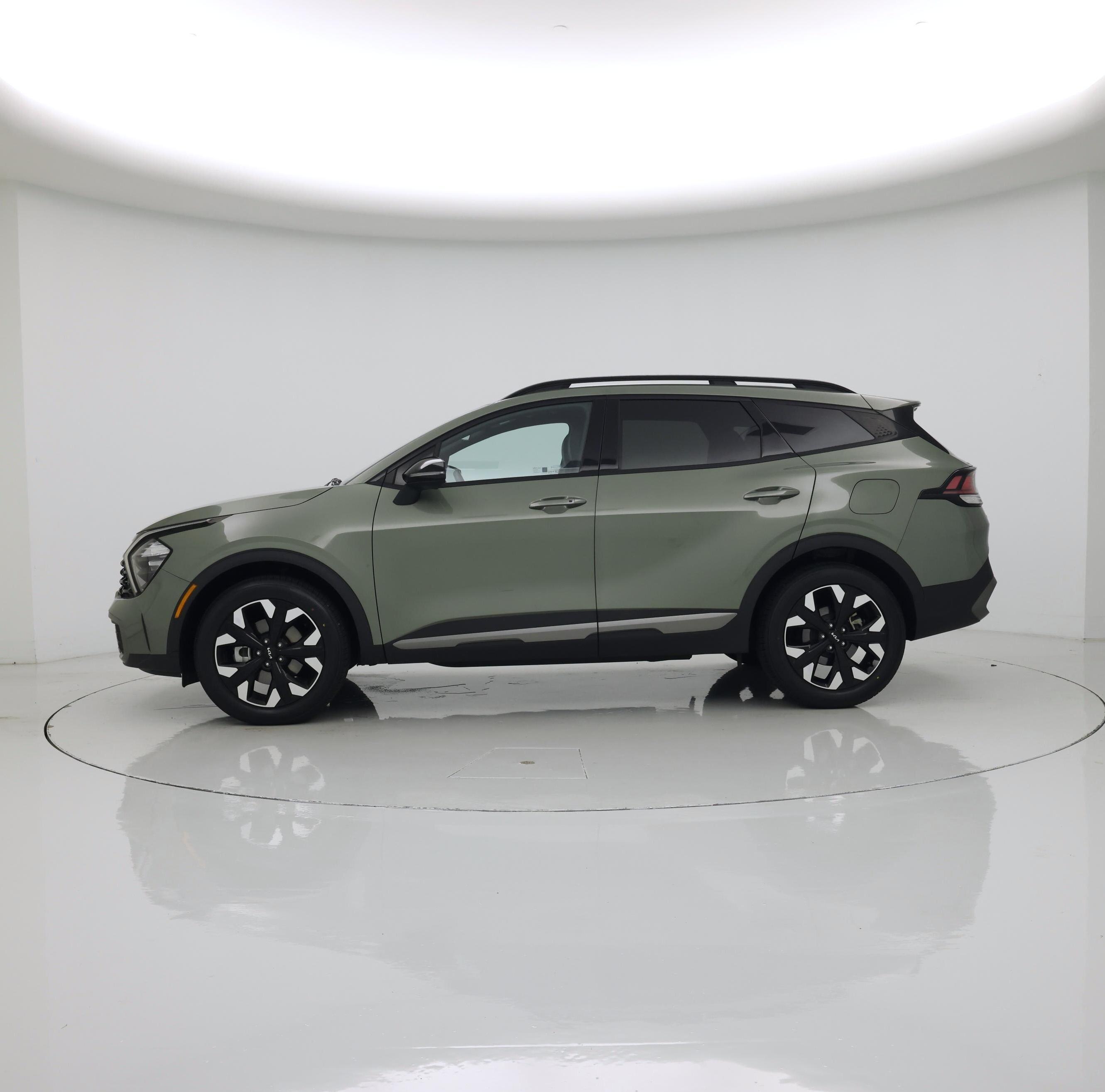 Thumbnail: 2023 Kia Sportage - 3