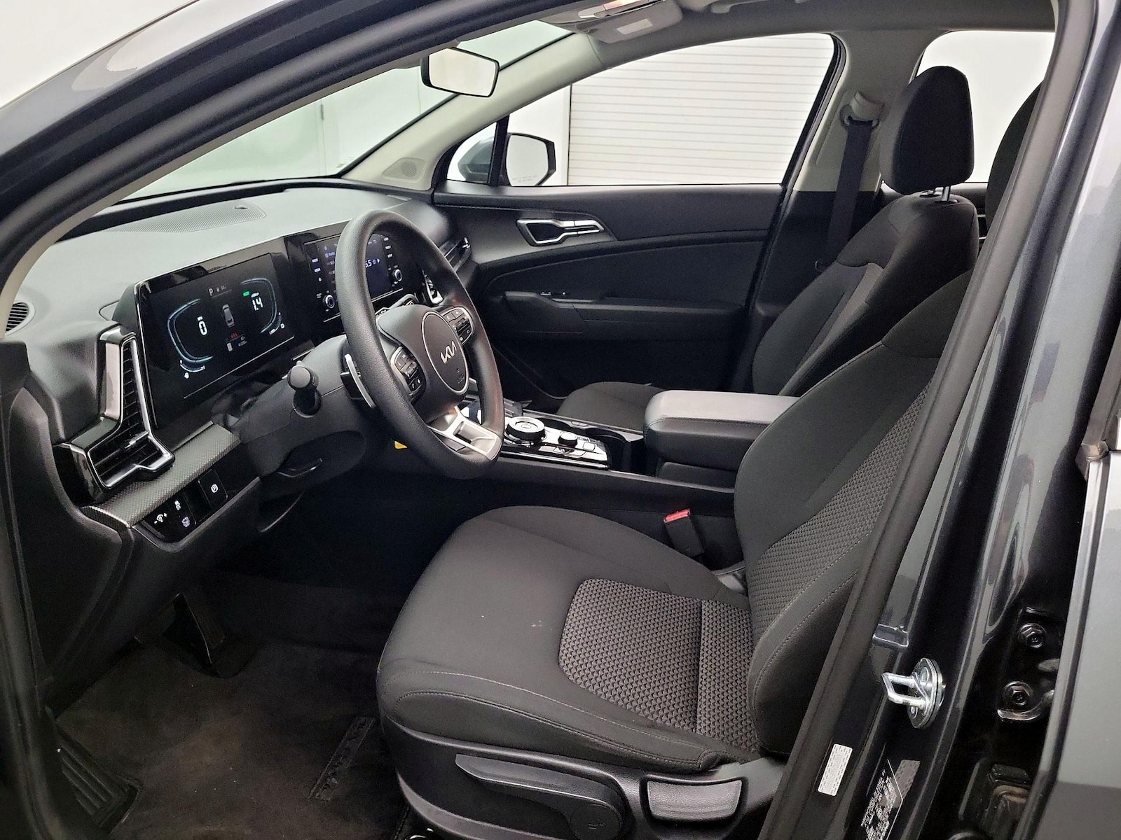 2023 Kia Sportage LX Hybrid - Photo 12