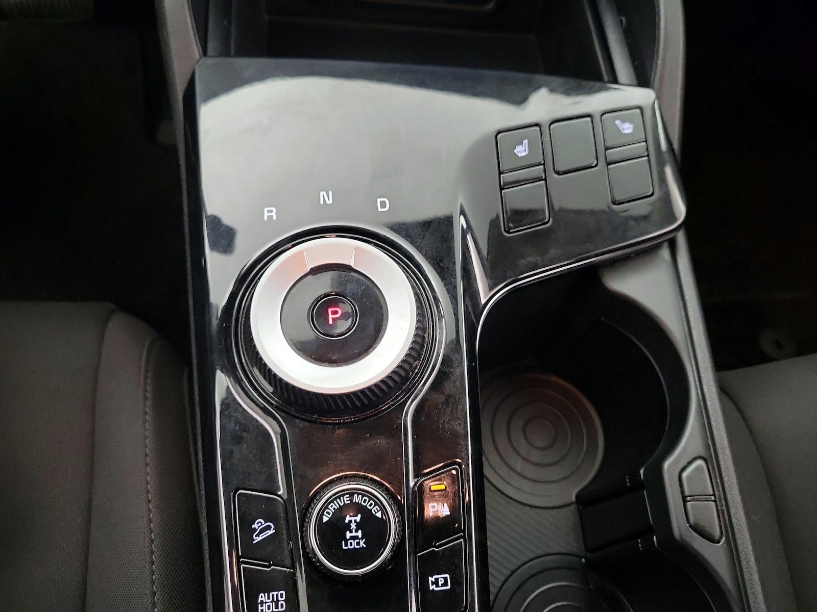 2023 Kia Sportage LX Hybrid - Photo 18