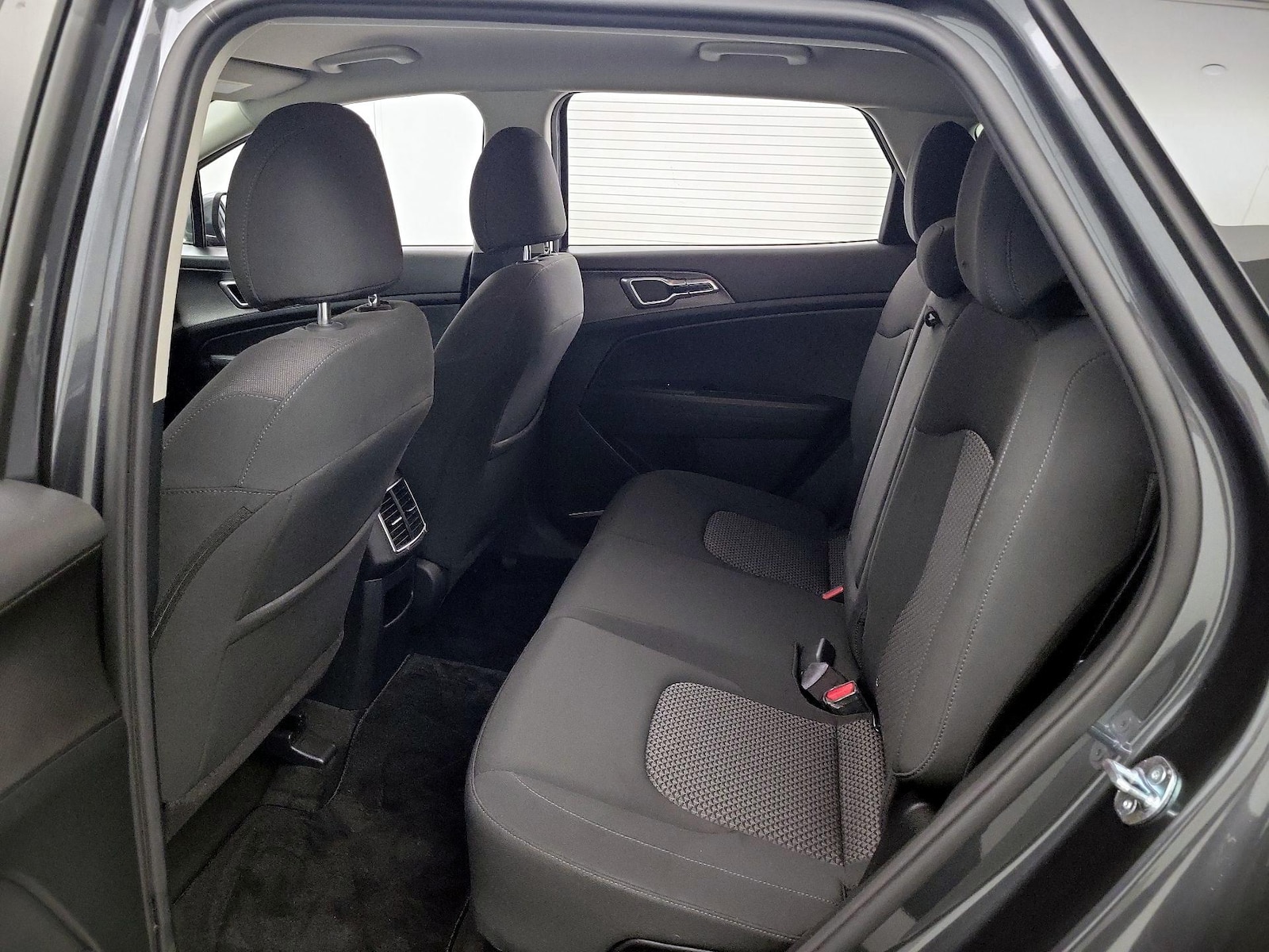 2023 Kia Sportage LX Hybrid - Photo 20