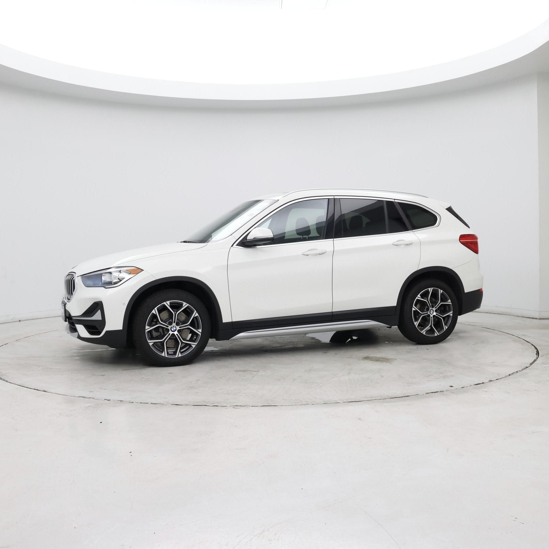 Thumbnail: 2022 BMW X1 - 4