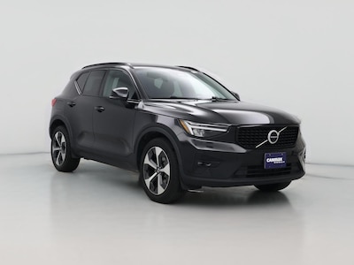 2023 Volvo XC40 B4 Ultimate Dark Theme