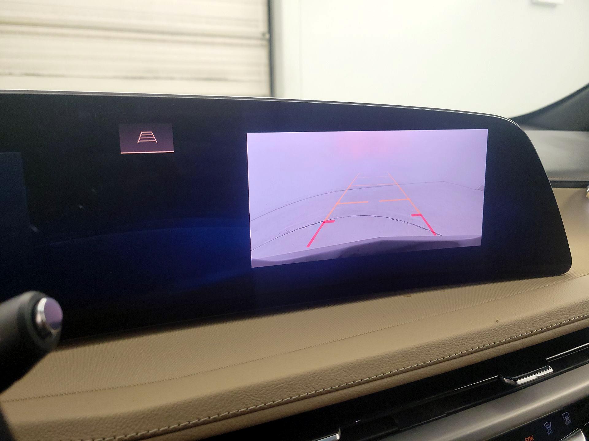 Thumbnail: 2024 Cadillac XT4 - 14