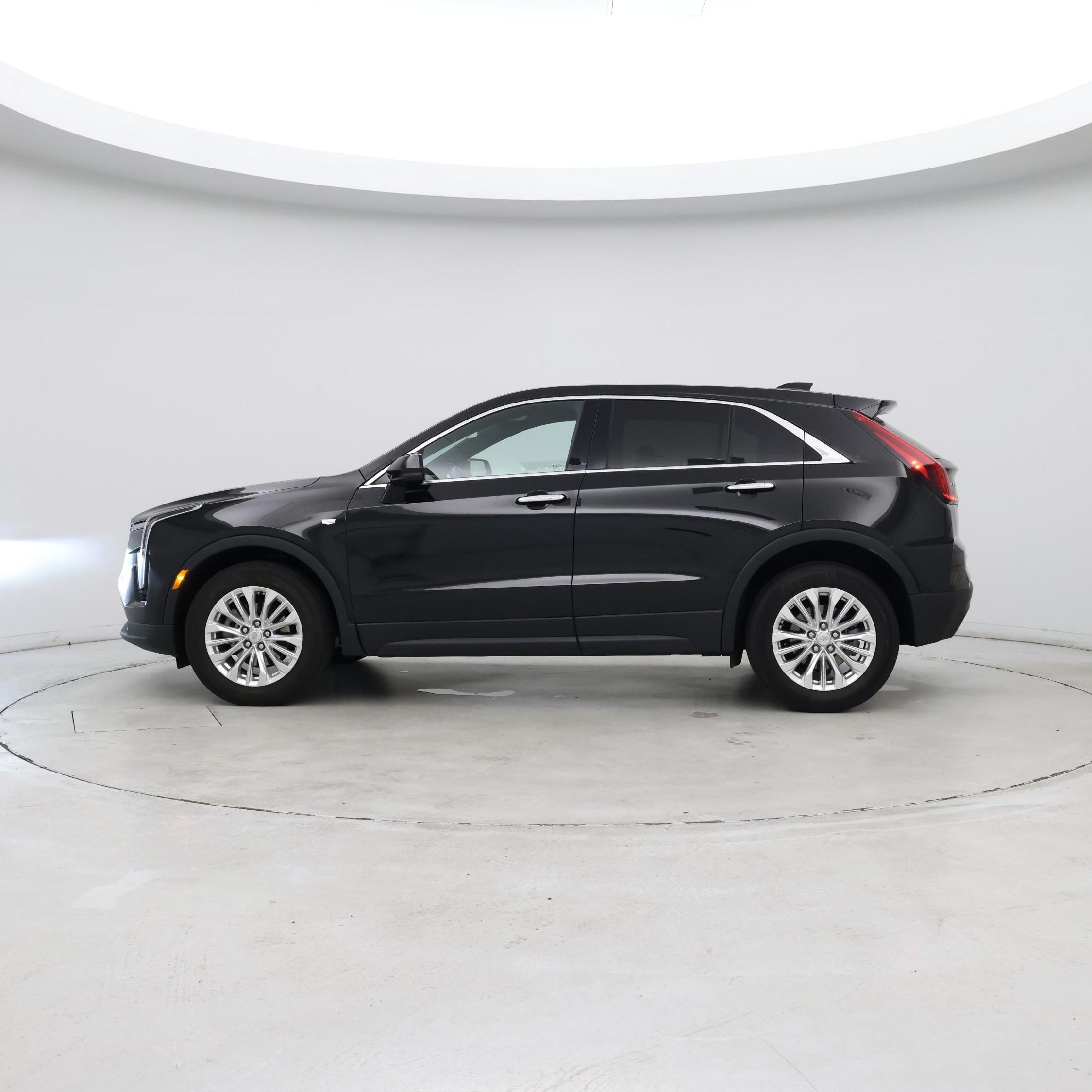 Thumbnail: 2024 Cadillac XT4 - 2