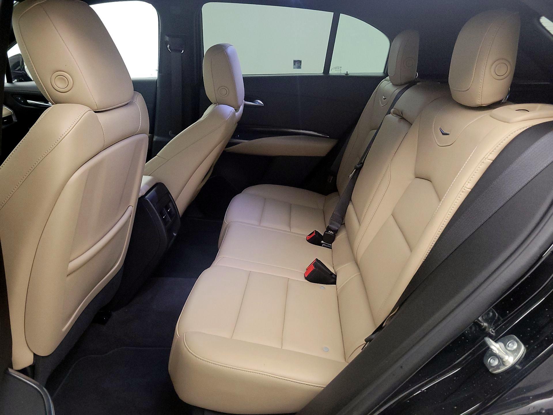 Thumbnail: 2024 Cadillac XT4 - 19
