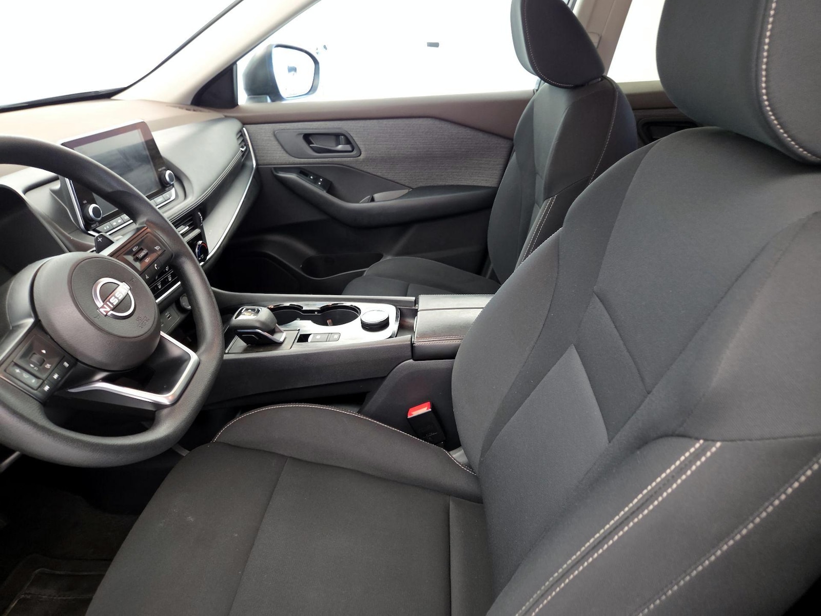 2023 Nissan Rogue S - Photo 12