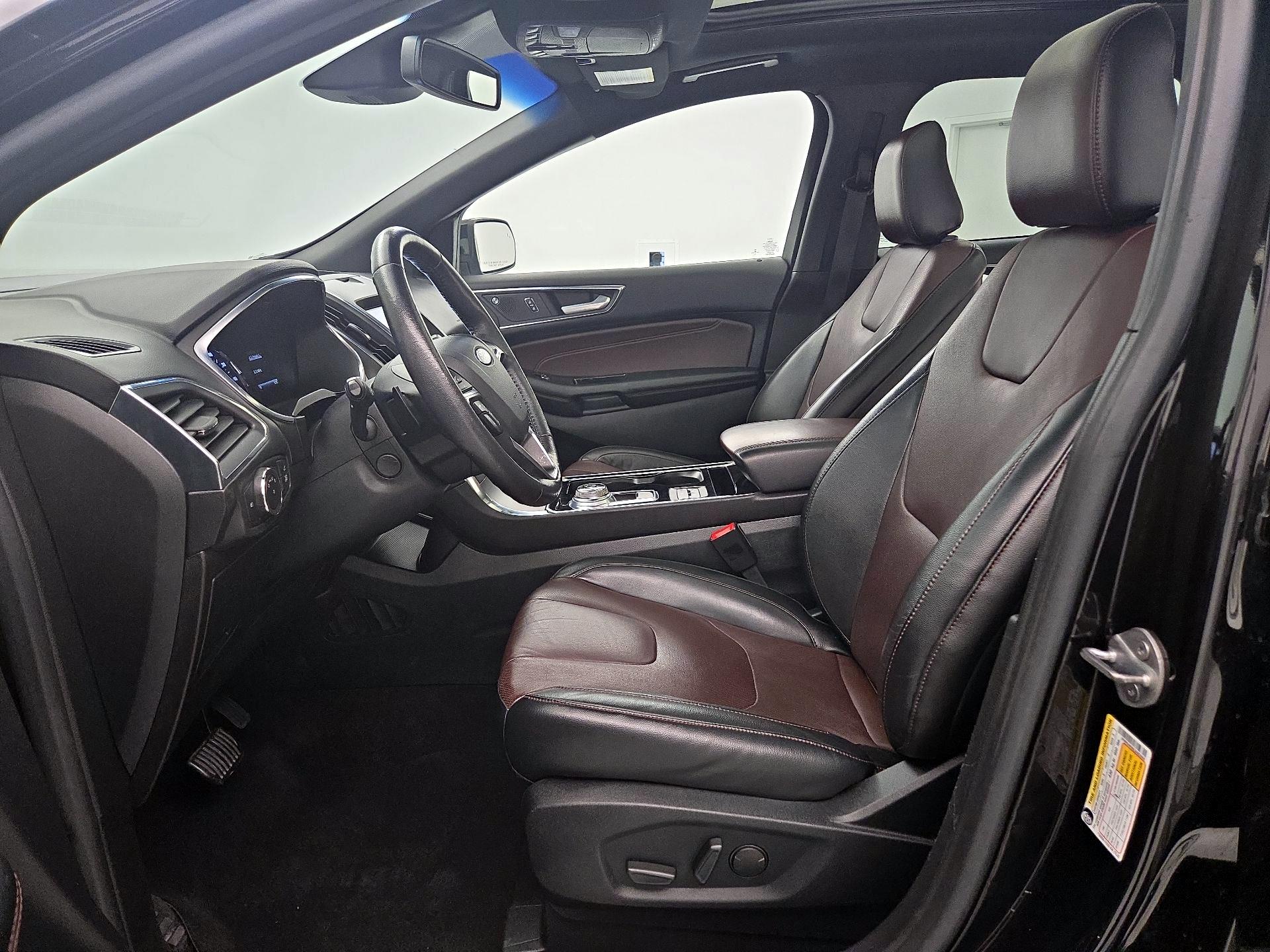 Thumbnail: 2020 Ford Edge - 11