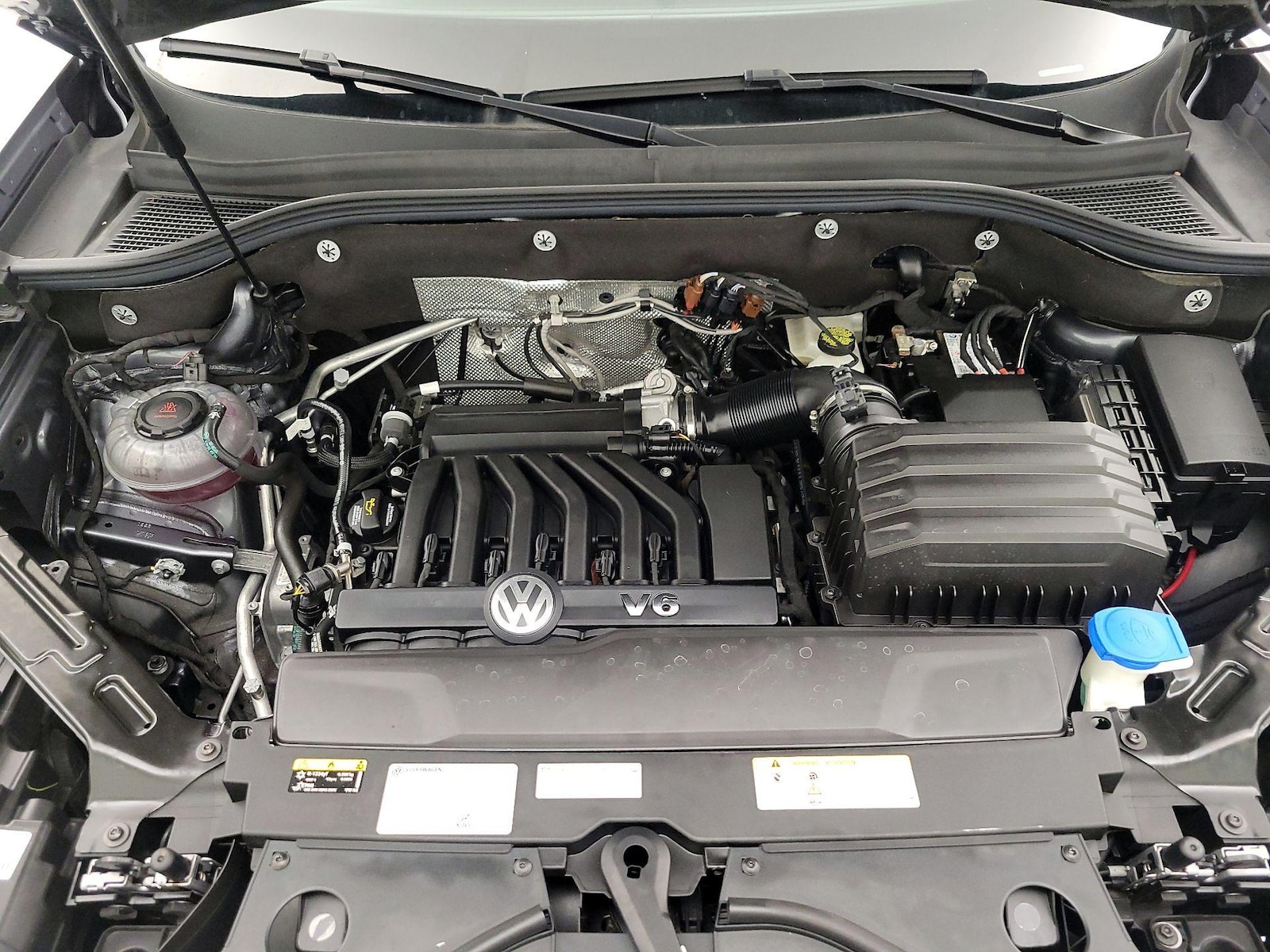 2023 Volkswagen Atlas Cross Sport 22