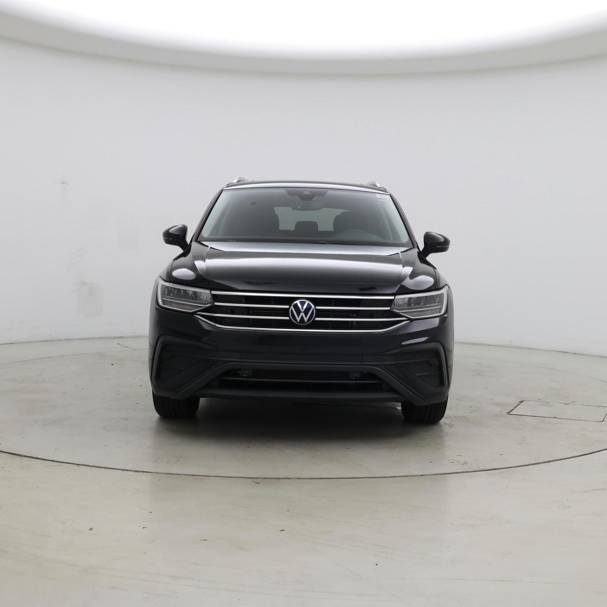 Thumbnail: 2023 Volkswagen Tiguan - 5