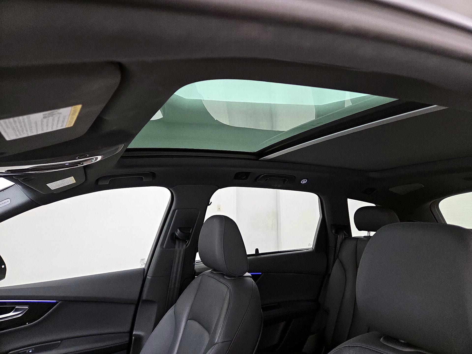 Thumbnail: 2023 Audi Q7 - 19