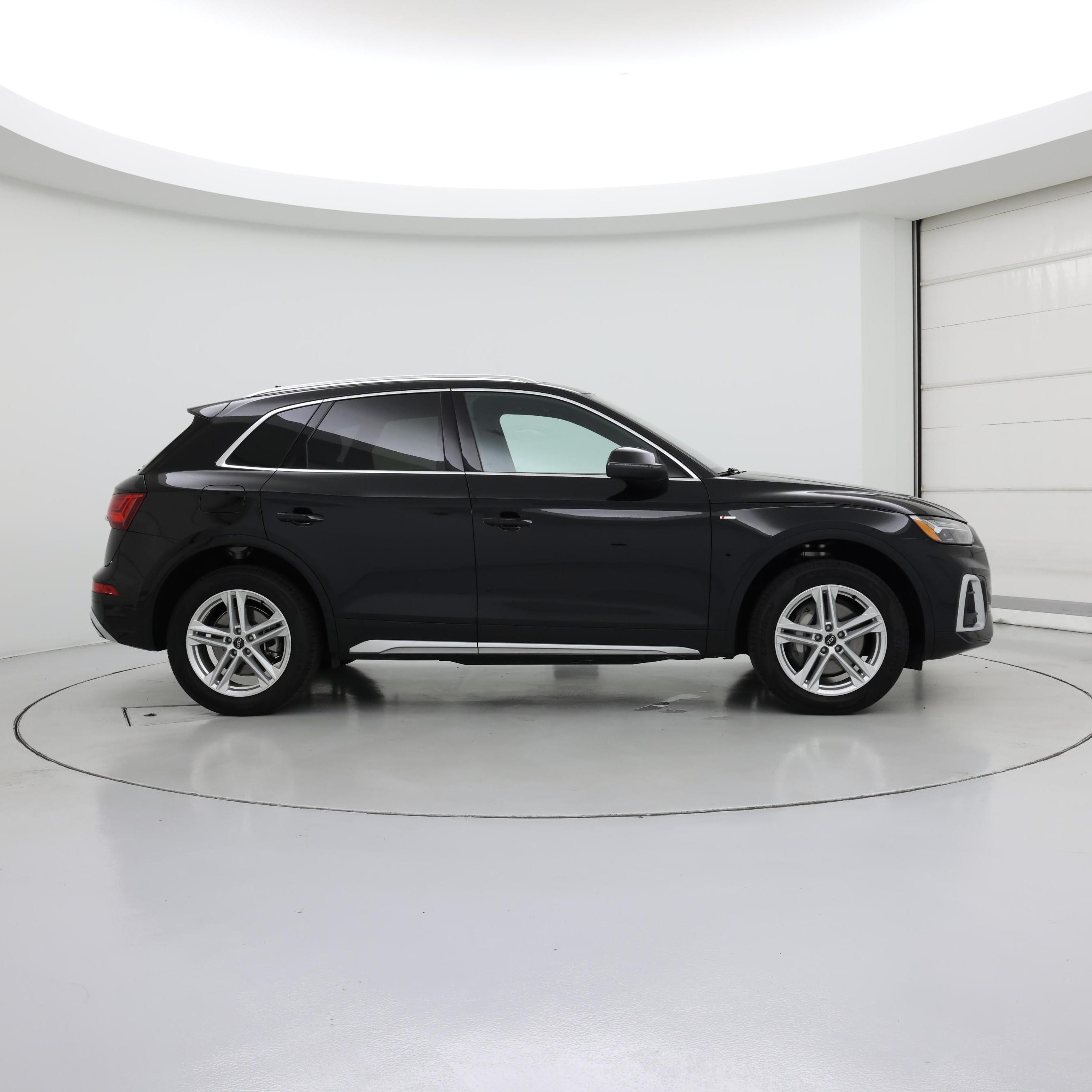 Thumbnail: 2024 Audi Q5 - 7