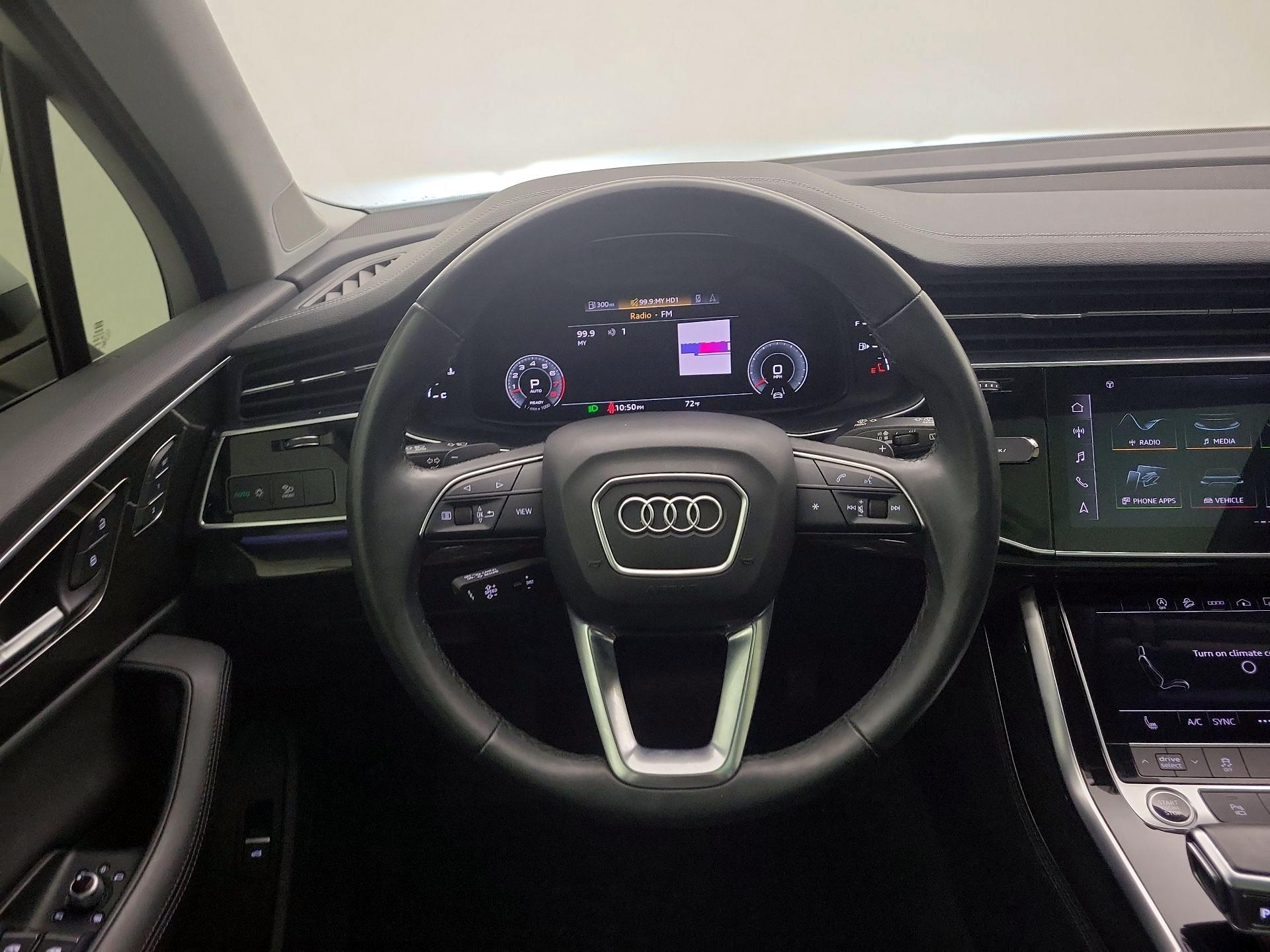 Thumbnail: 2023 Audi Q7 - 10