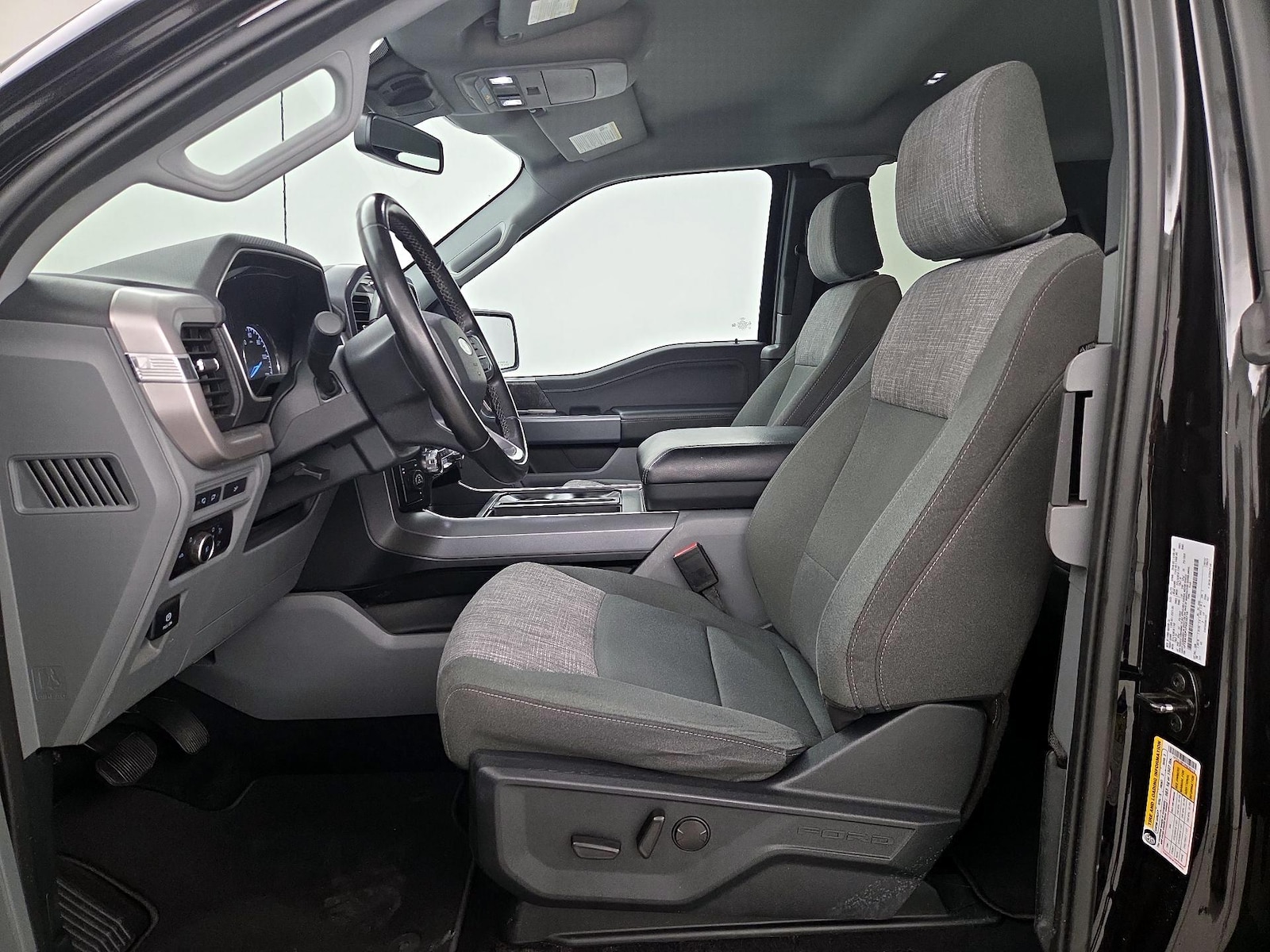 2023 Ford F-150 XLT - Photo 12